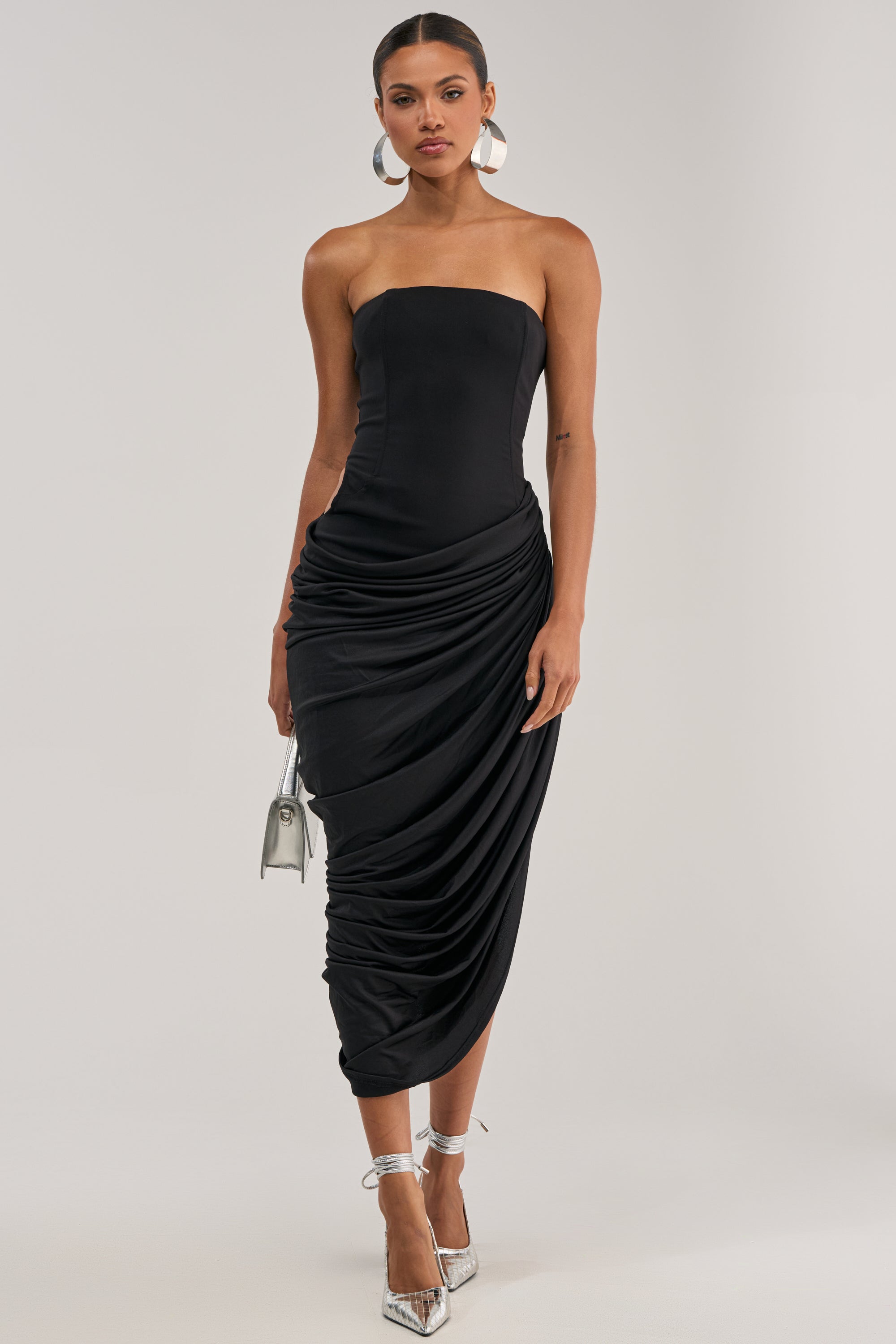 BOLD MOVES STRAPLESS LACE UP MIDI DRESS