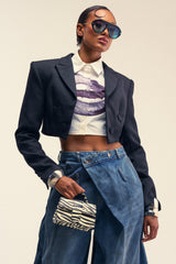 MAKE IT LOOK EASY STRUCTURED BLAZER