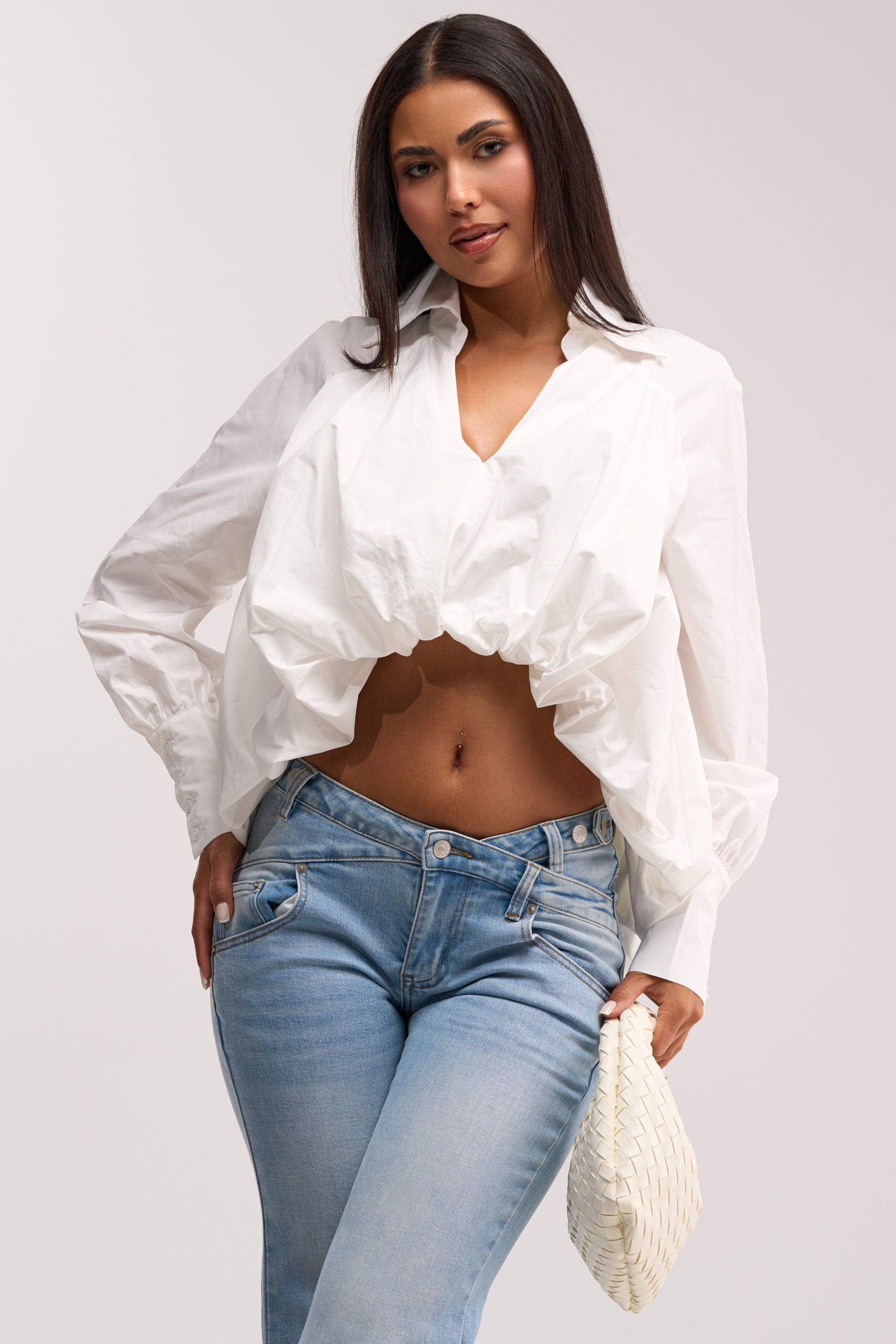 BEST BEHAVIOR HIGH LOW POPLIN TOP