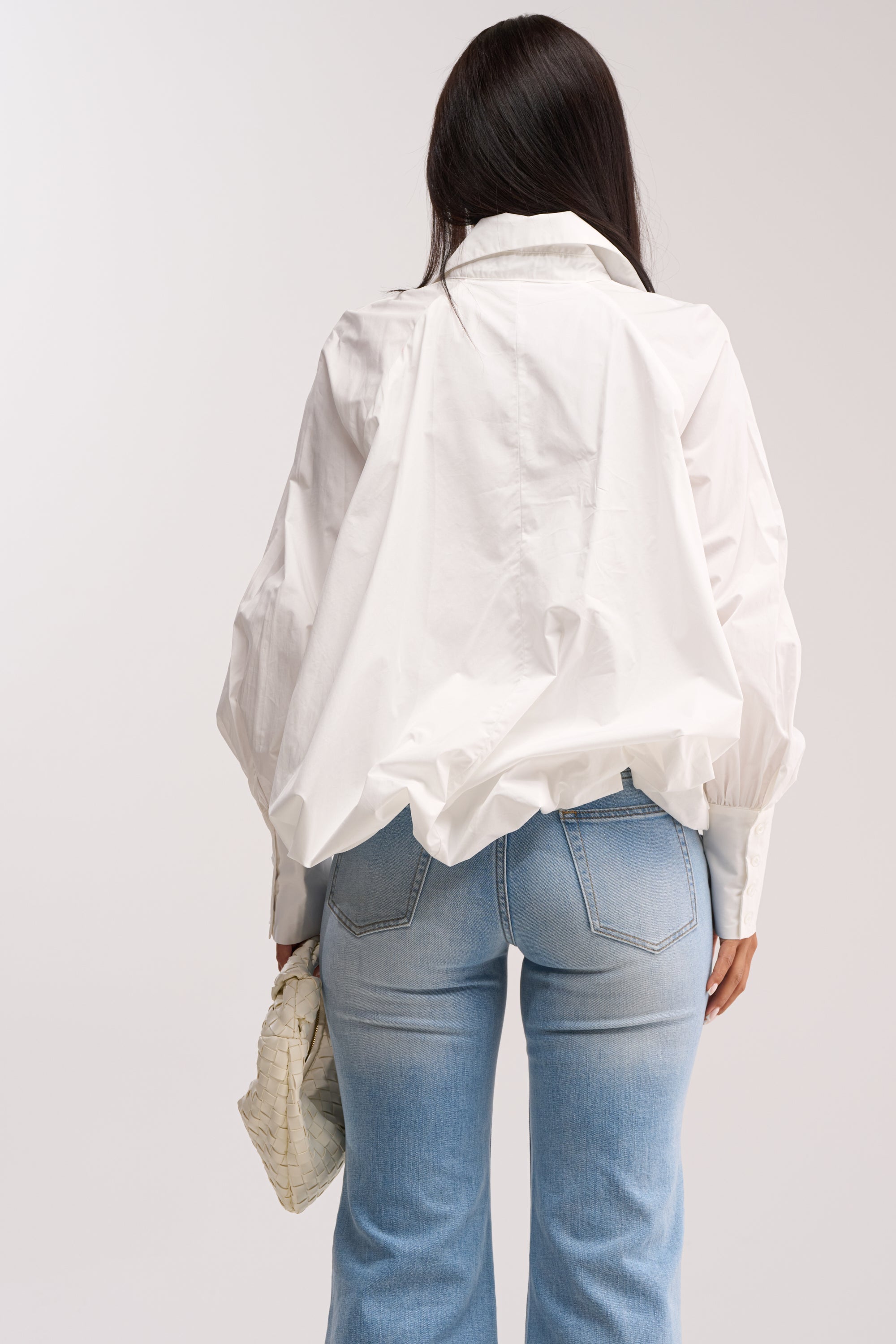BEST BEHAVIOR HIGH LOW POPLIN TOP