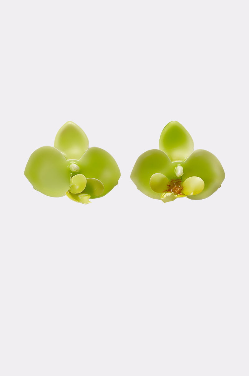 TAKE ME OUT EARRING