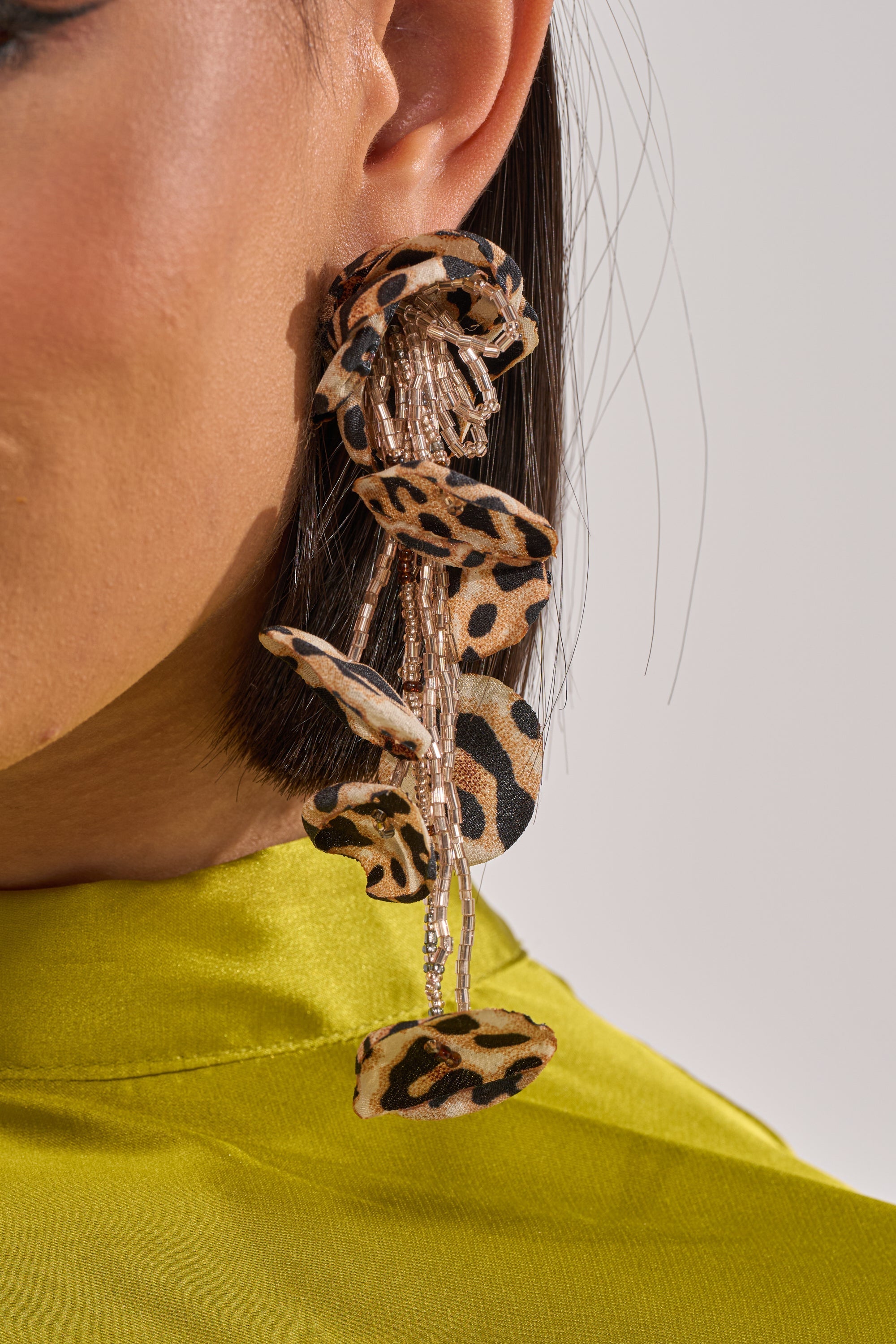 LEAH EARRING