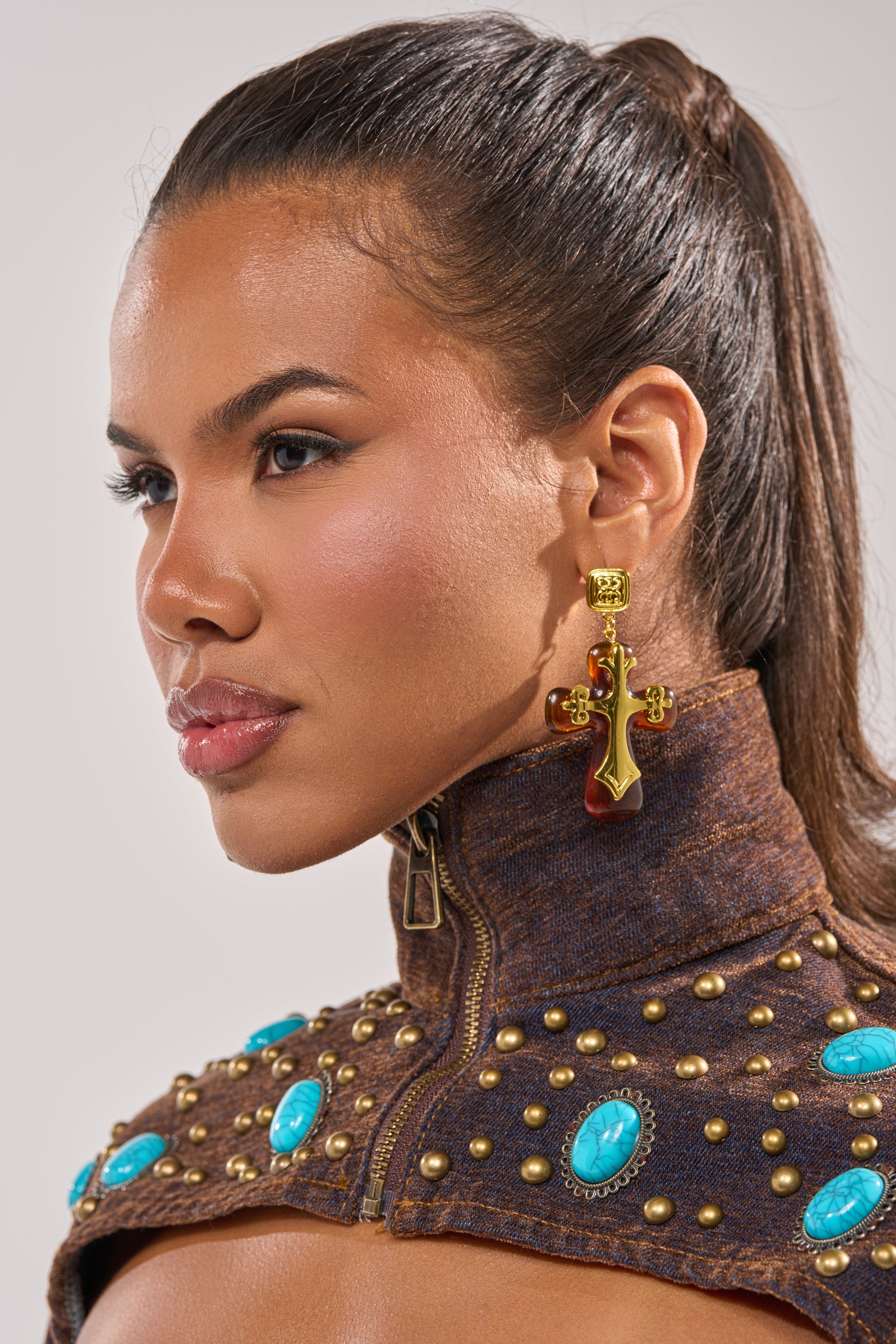 CROSS MY HEART EARRING