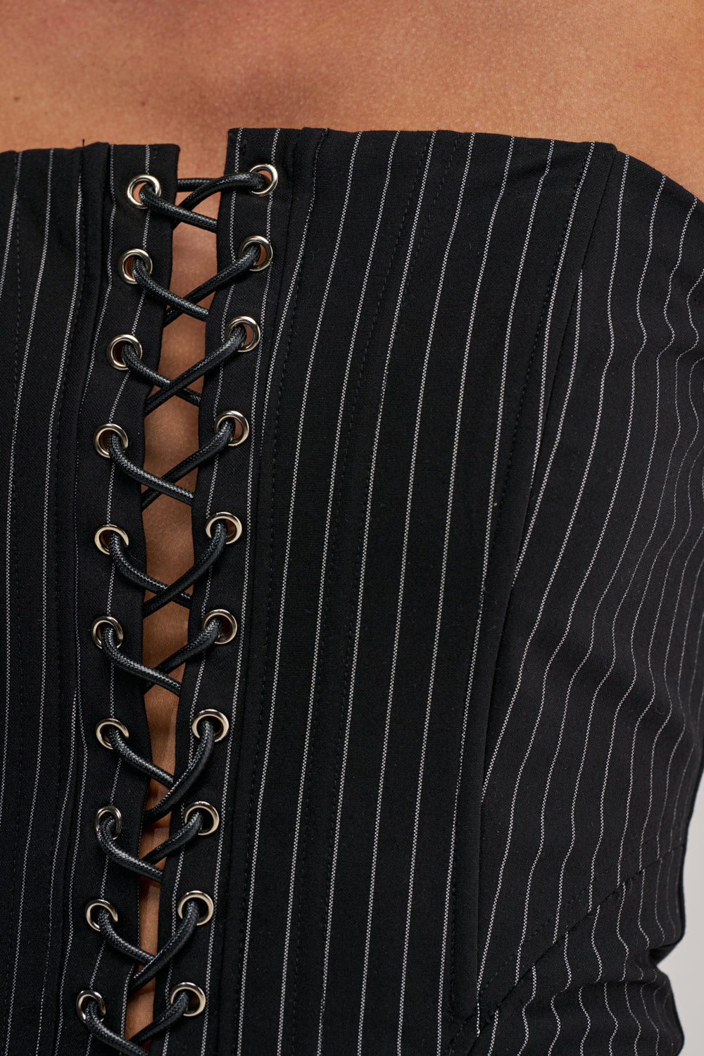 LIVI STRETCHY PINSTRIPE CORSET