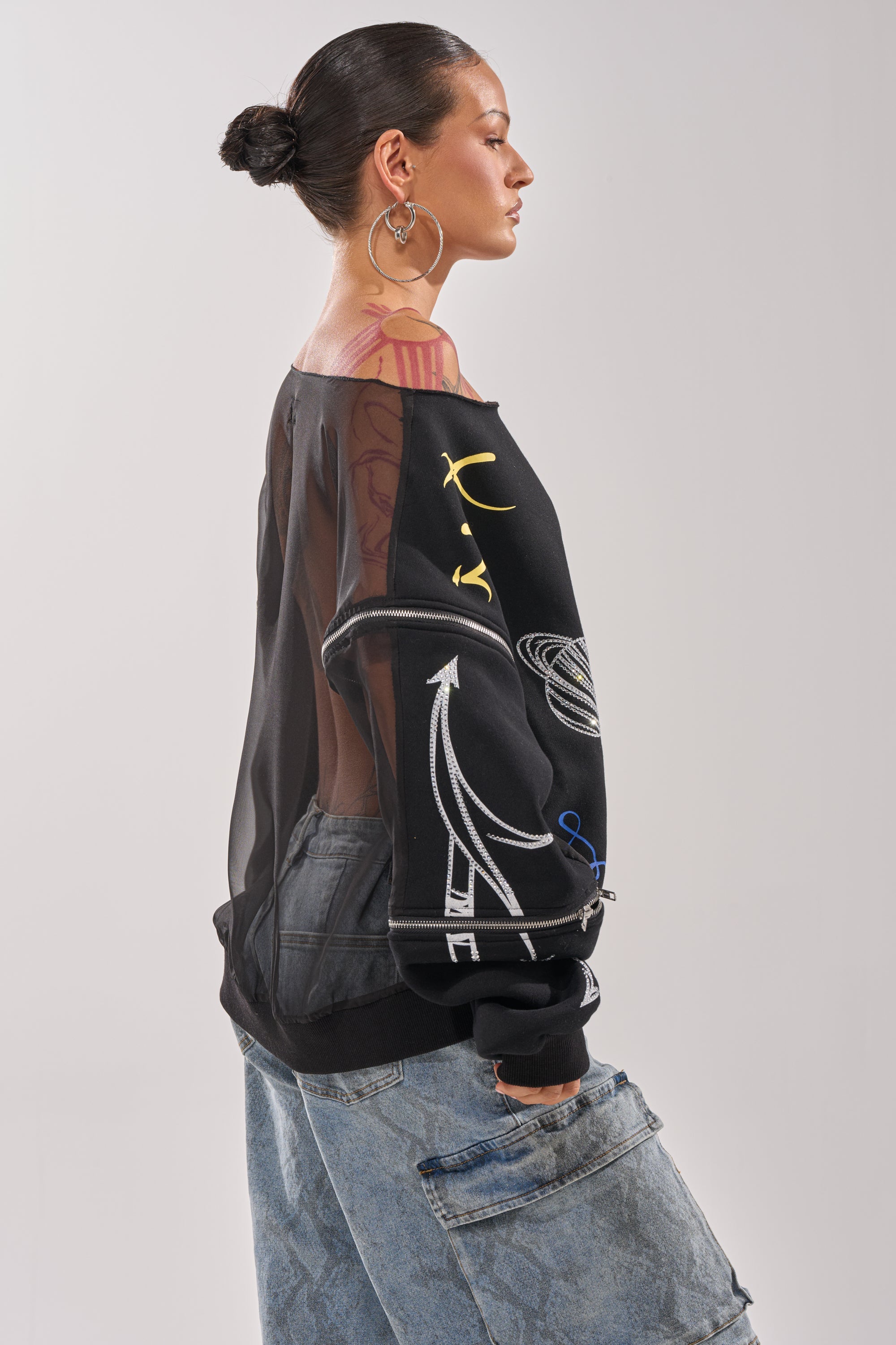 DEEP THOUGHTS OVERSIZED GRAPHIC SWEATSHIRT