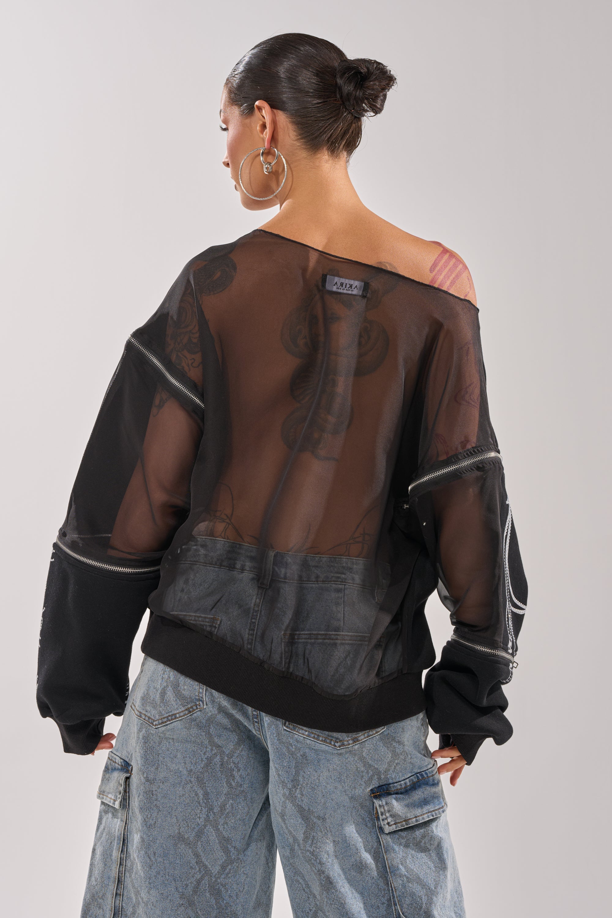 DEEP THOUGHTS OVERSIZED GRAPHIC SWEATSHIRT