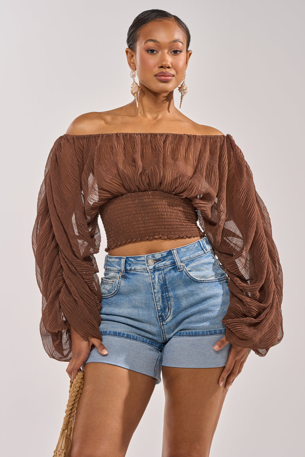 DIVINE RIGHT LONG SLEEVE BLOUSE IN BROWN