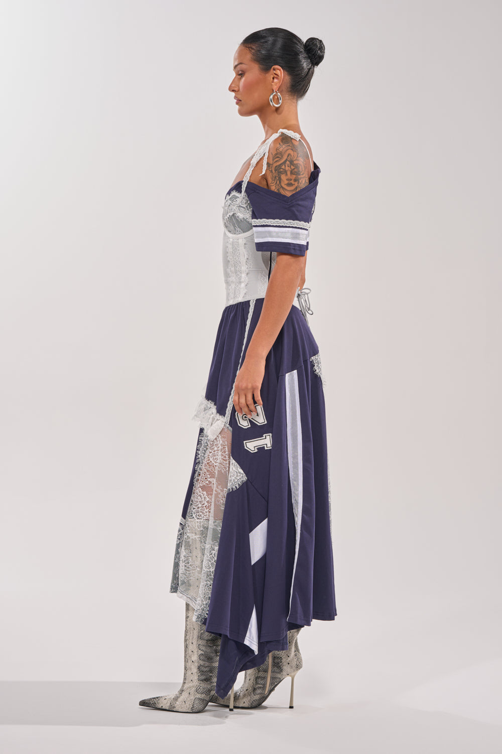 BOX SUITE LACE JERSEY MAXI DRESS