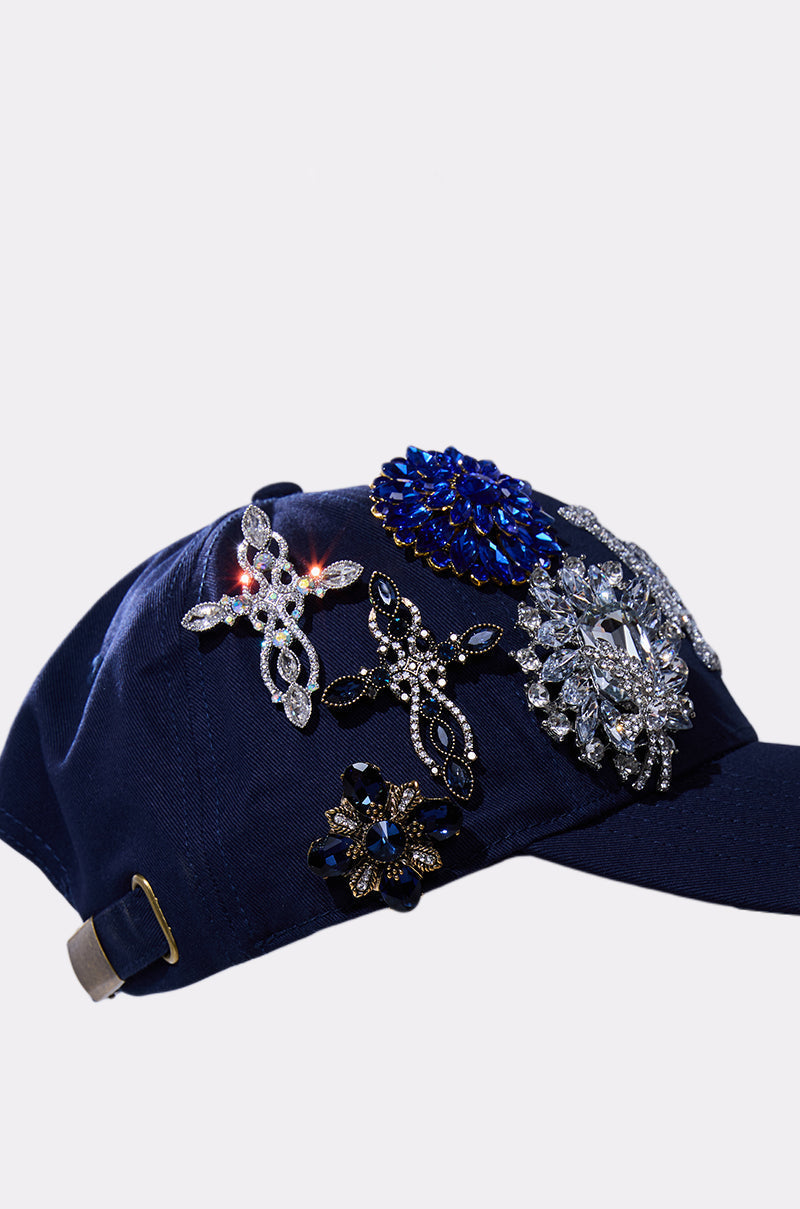 IN THE NIGHT CHARM HAT