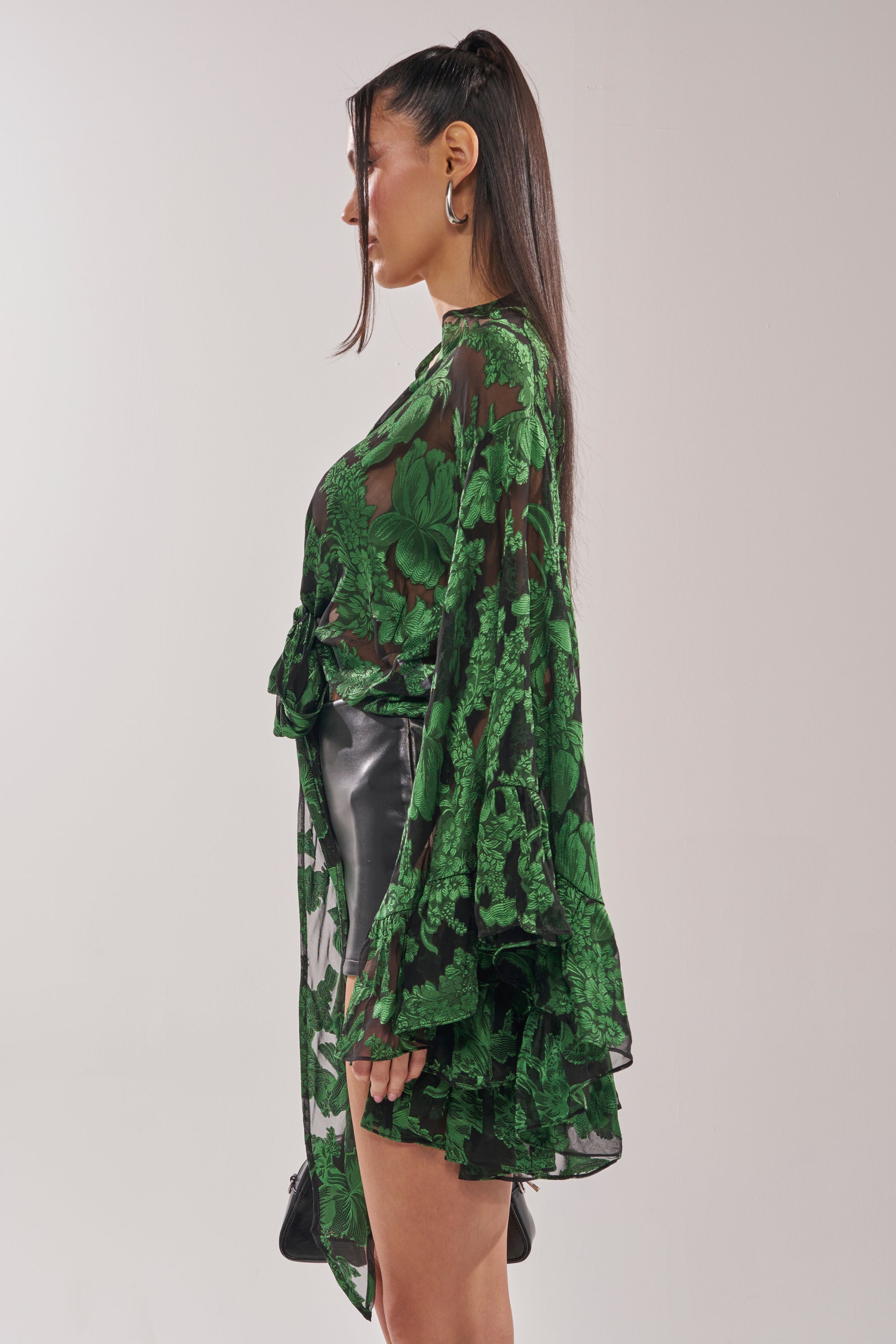 IN THE FEELS LACE BLOUSE