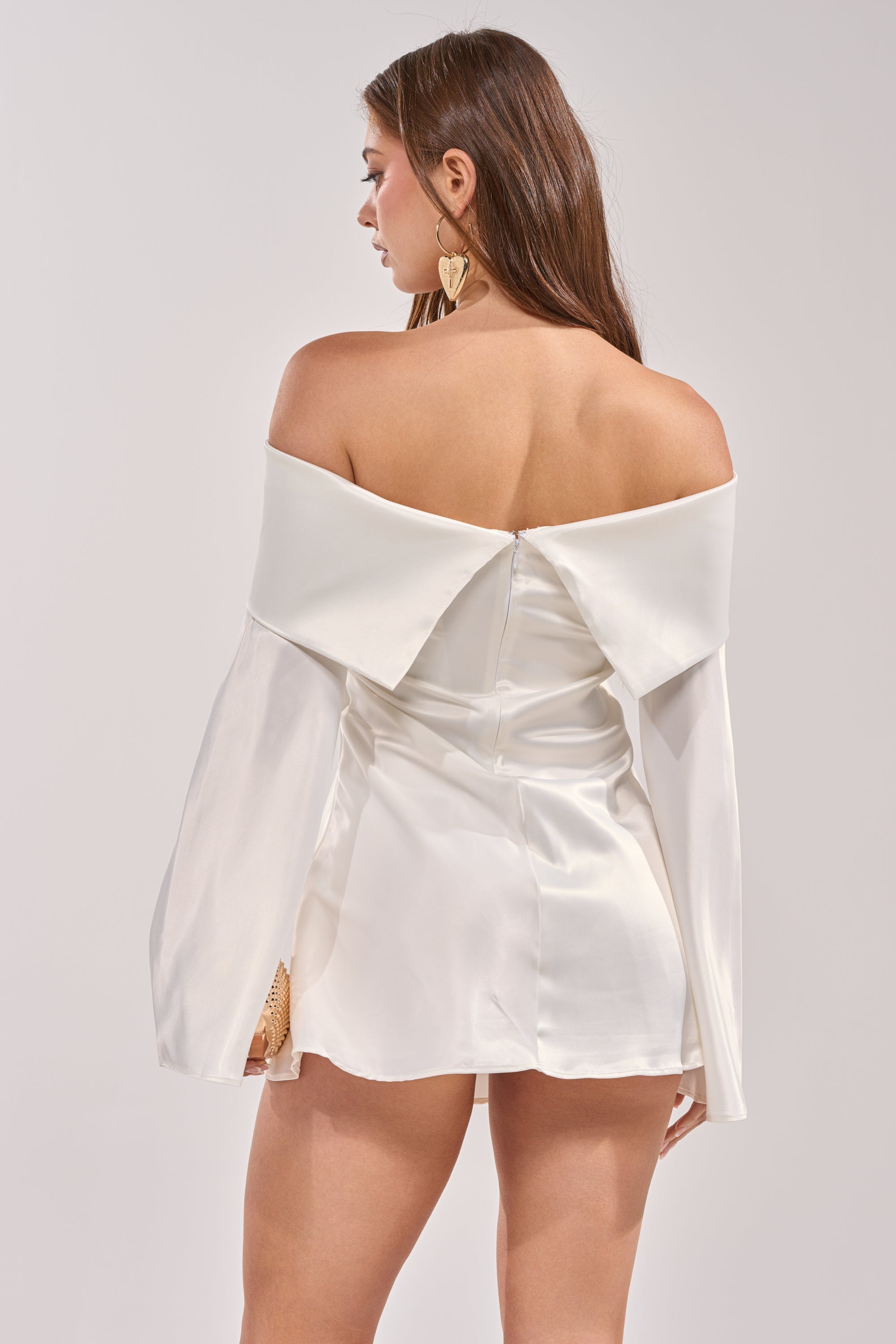 CLASSY YET SASSY LONG SLEEVE SATIN MINI DRESS