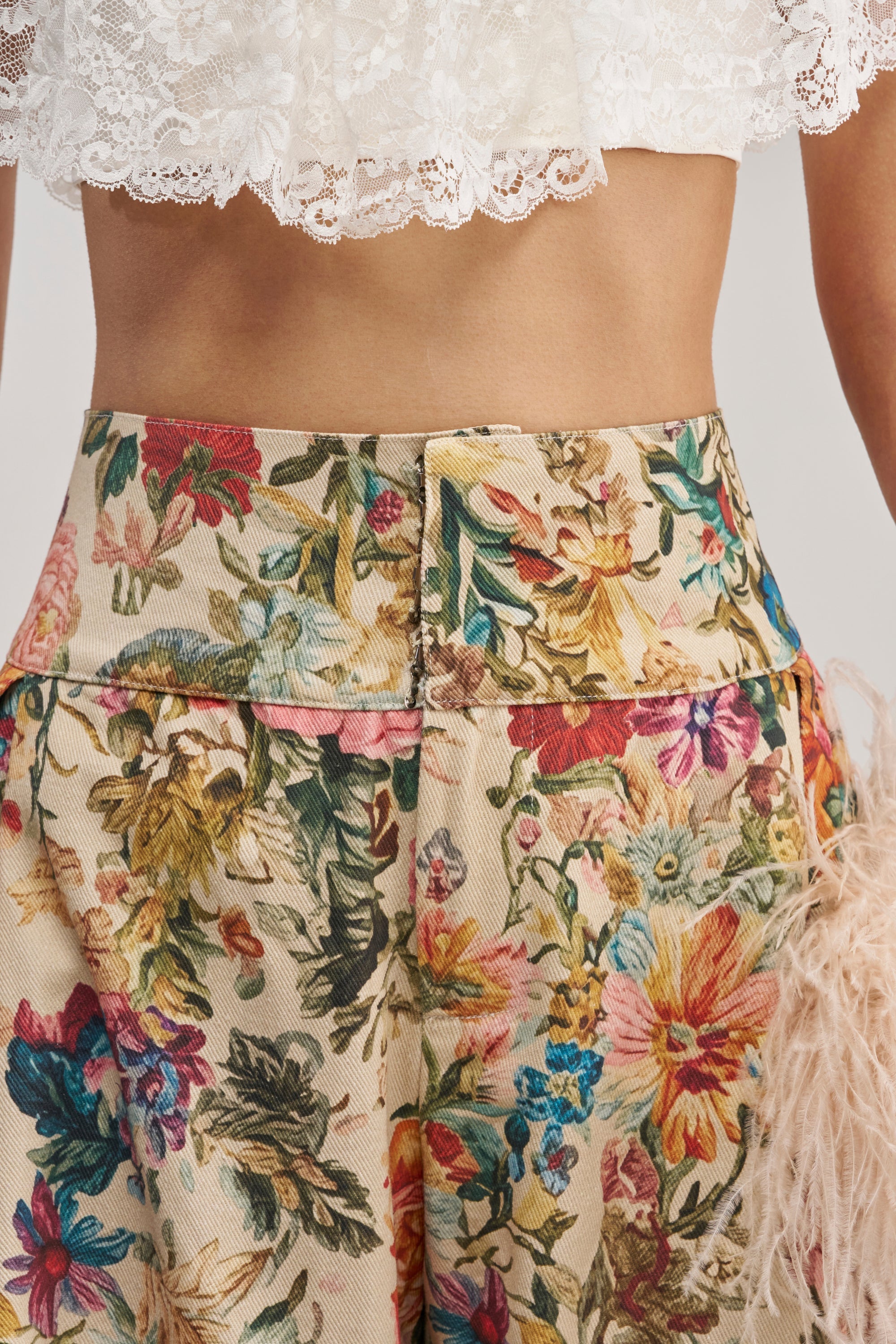 GIVE ME A FLOWER TROUSER