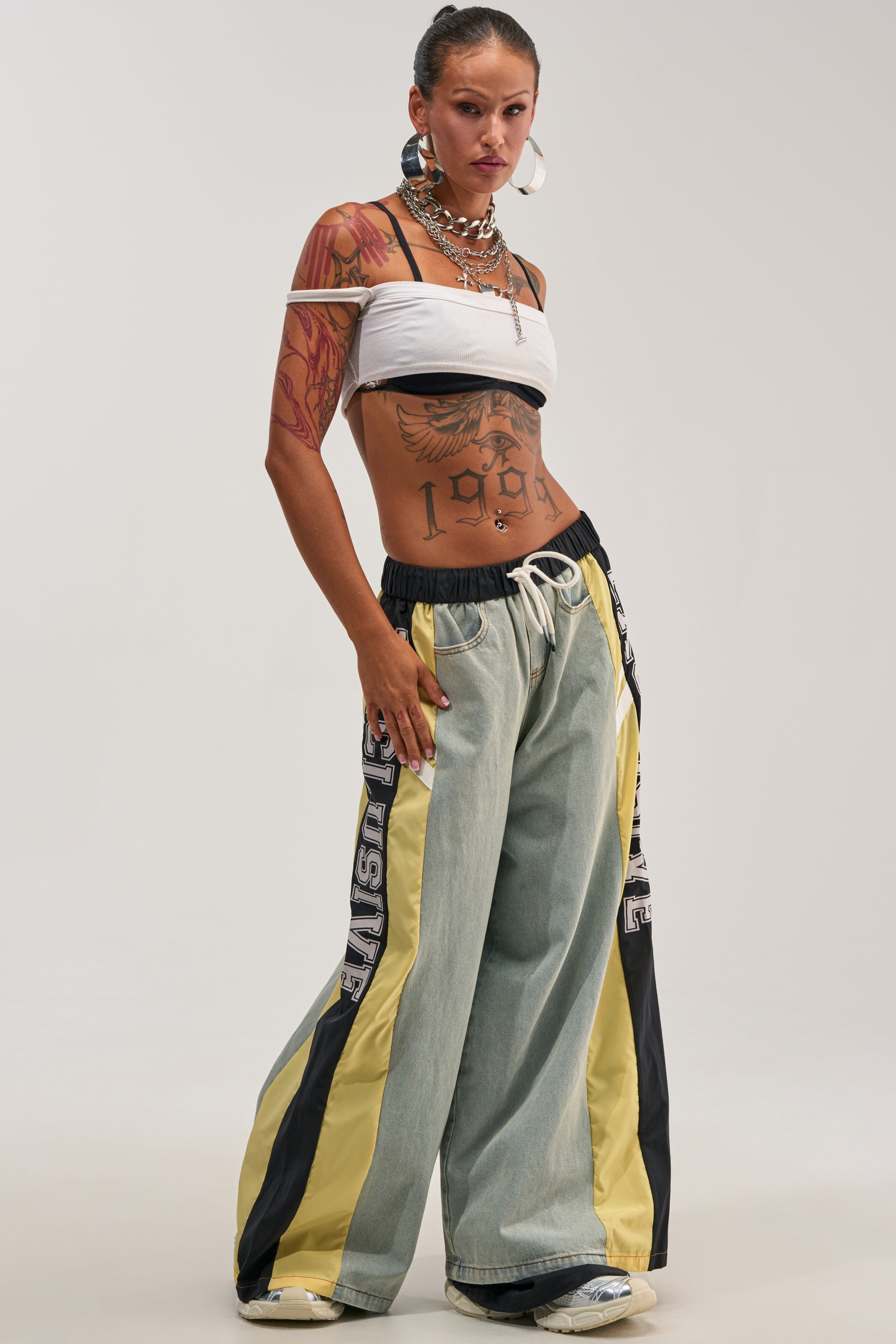 EXCLUSIVE JOGGER