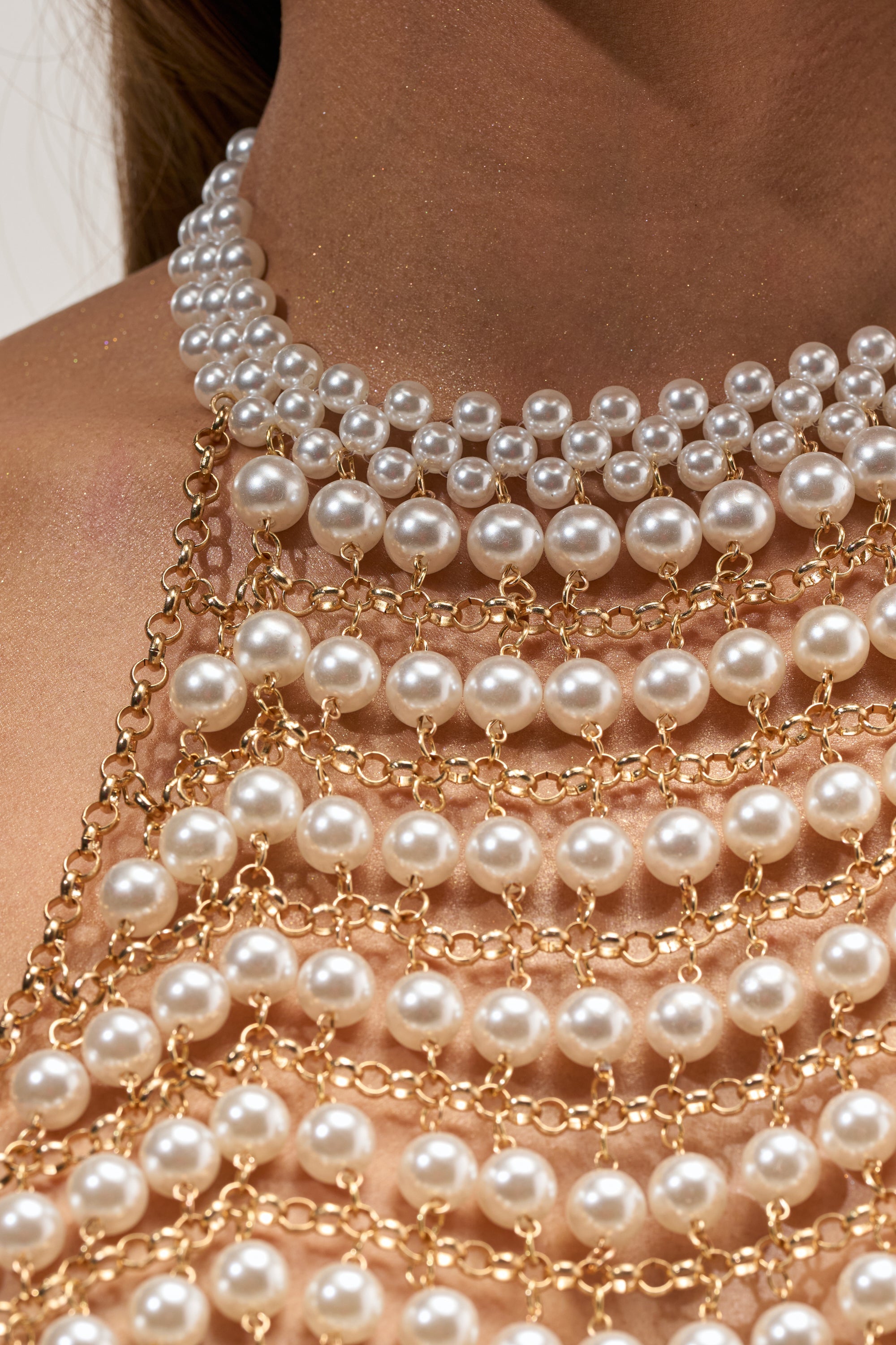 PEARL PLS BODY CHAIN