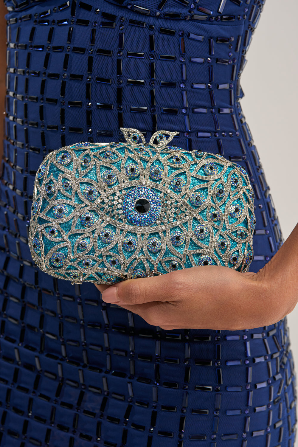 PROTECTED BLING CLUTCH