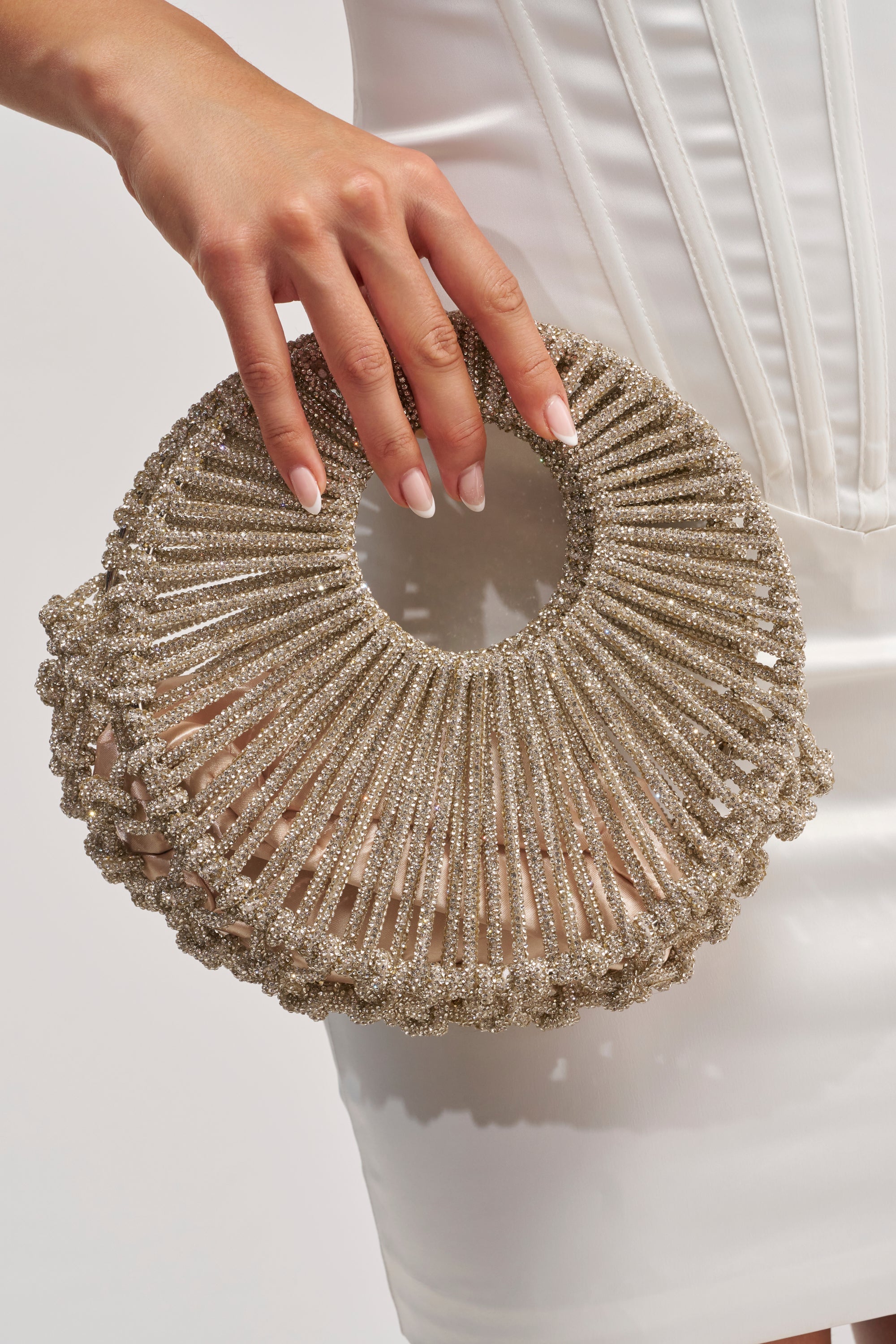 ELEGANT CLUTCH