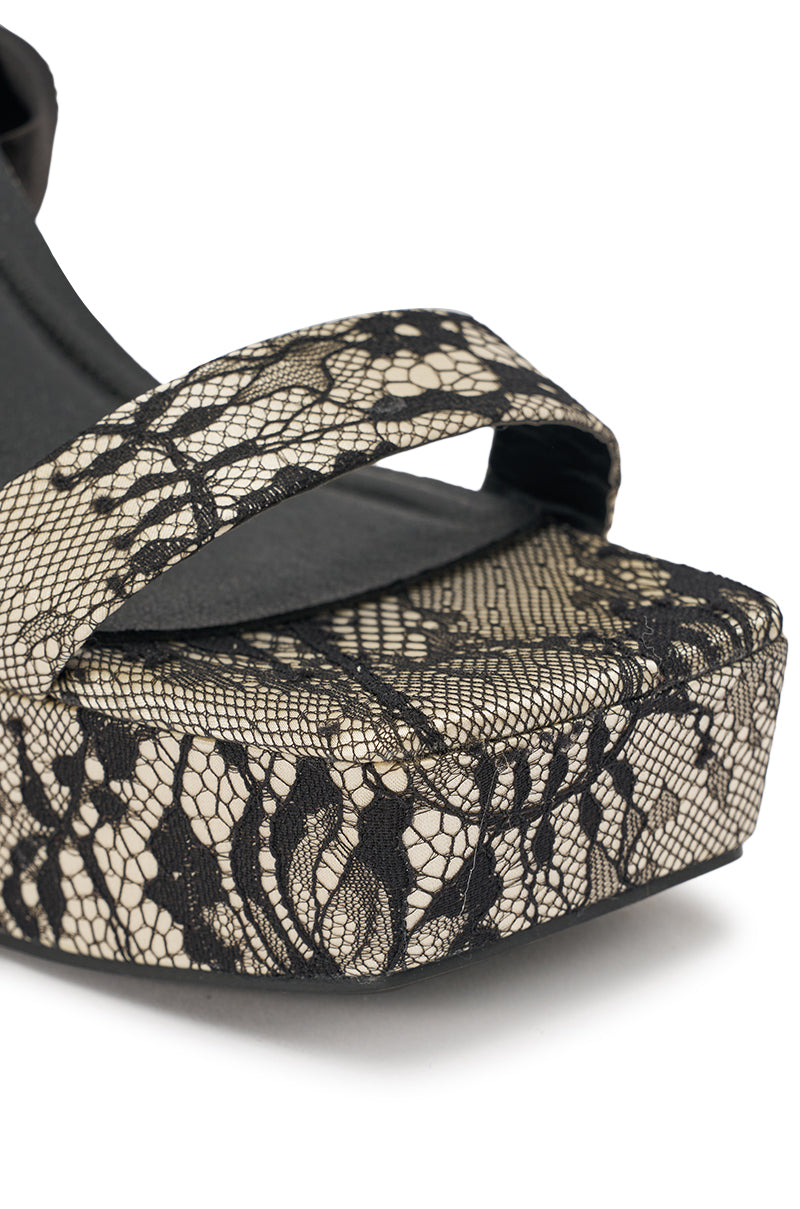 AKIRA GOLD AMBROISINE BLACK LACE STRAPPY CHUNKY SANDAL