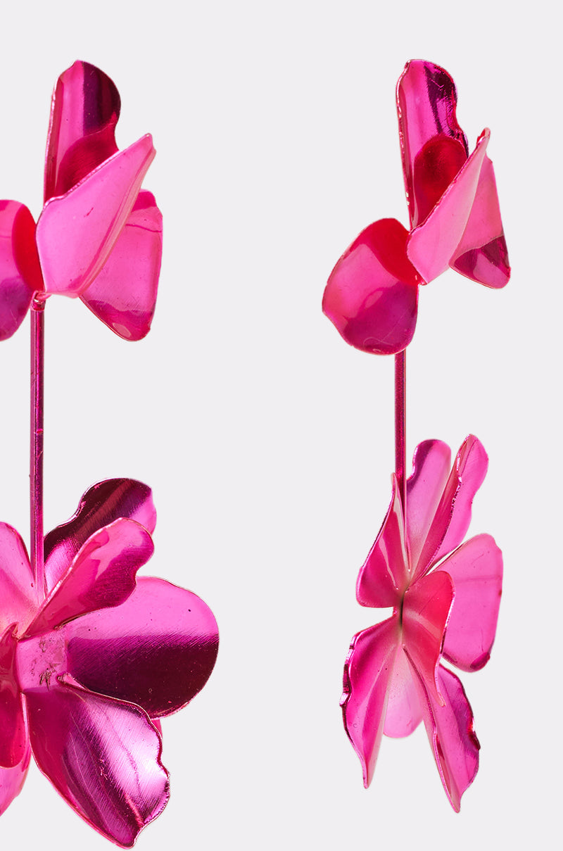ASH FLOWER EARRING