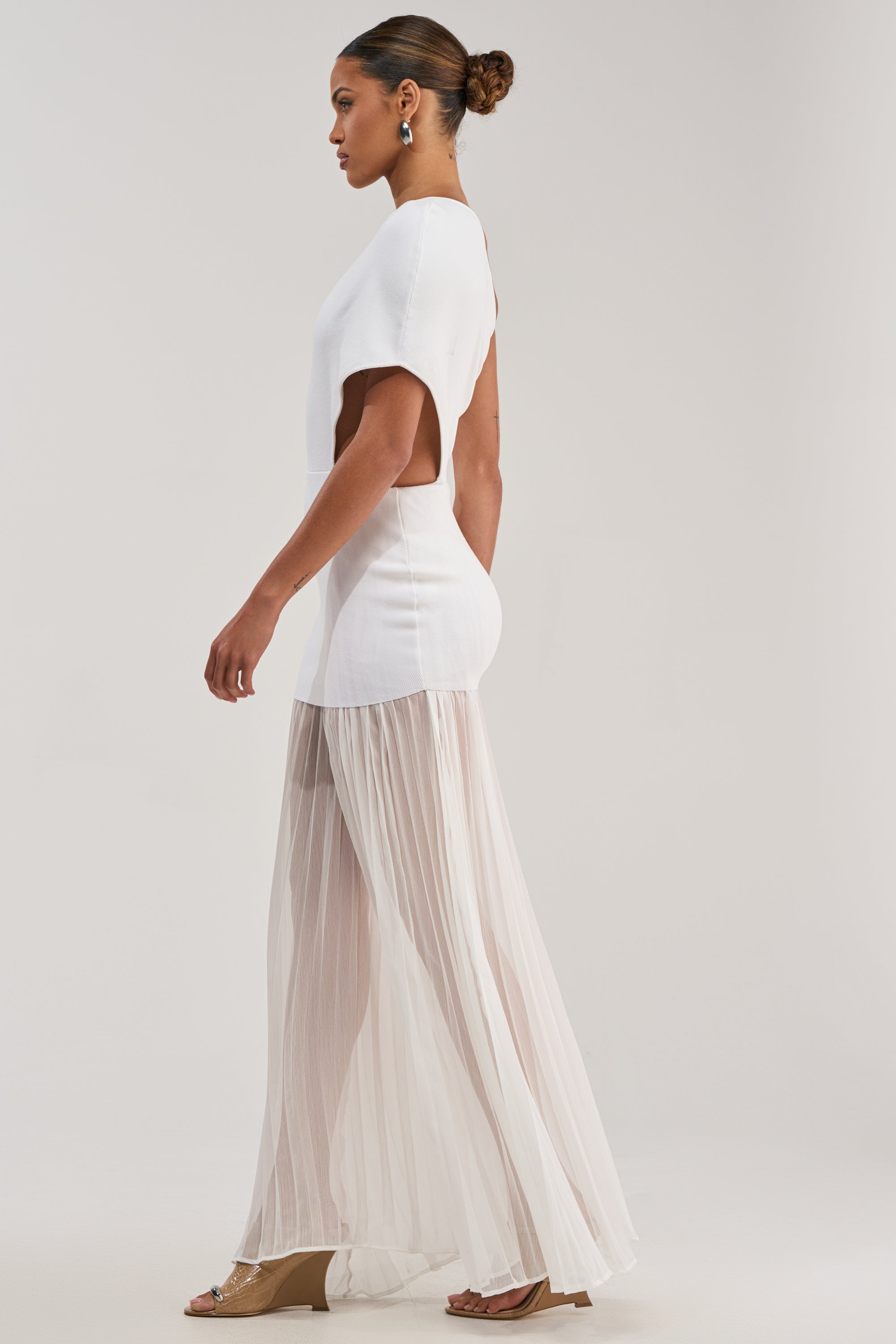 FINAL BOW ASYMMETRICAL MAXI DRESS IN WHITE