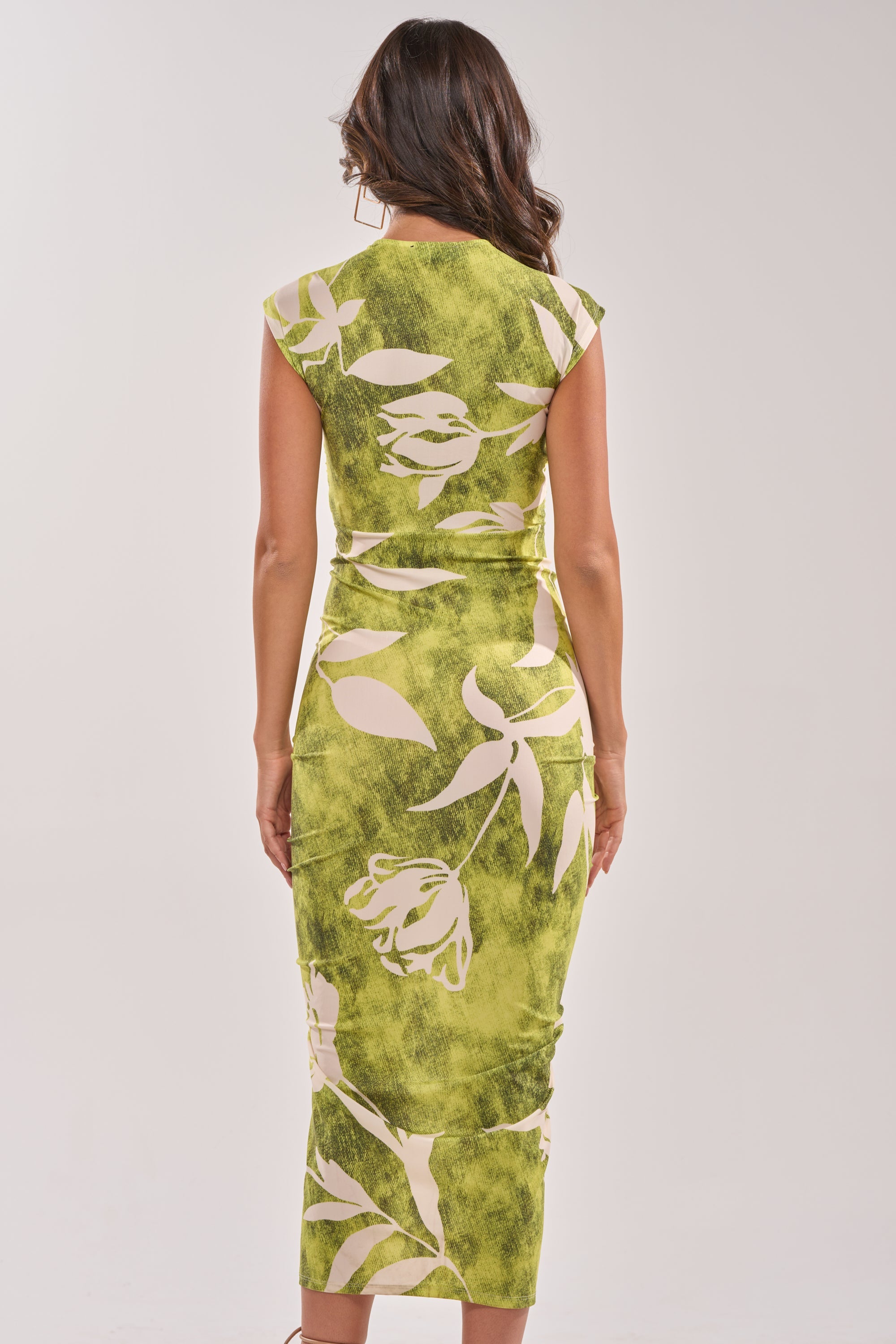 FUN IN THE SUN CINCHED MIDI DRESS