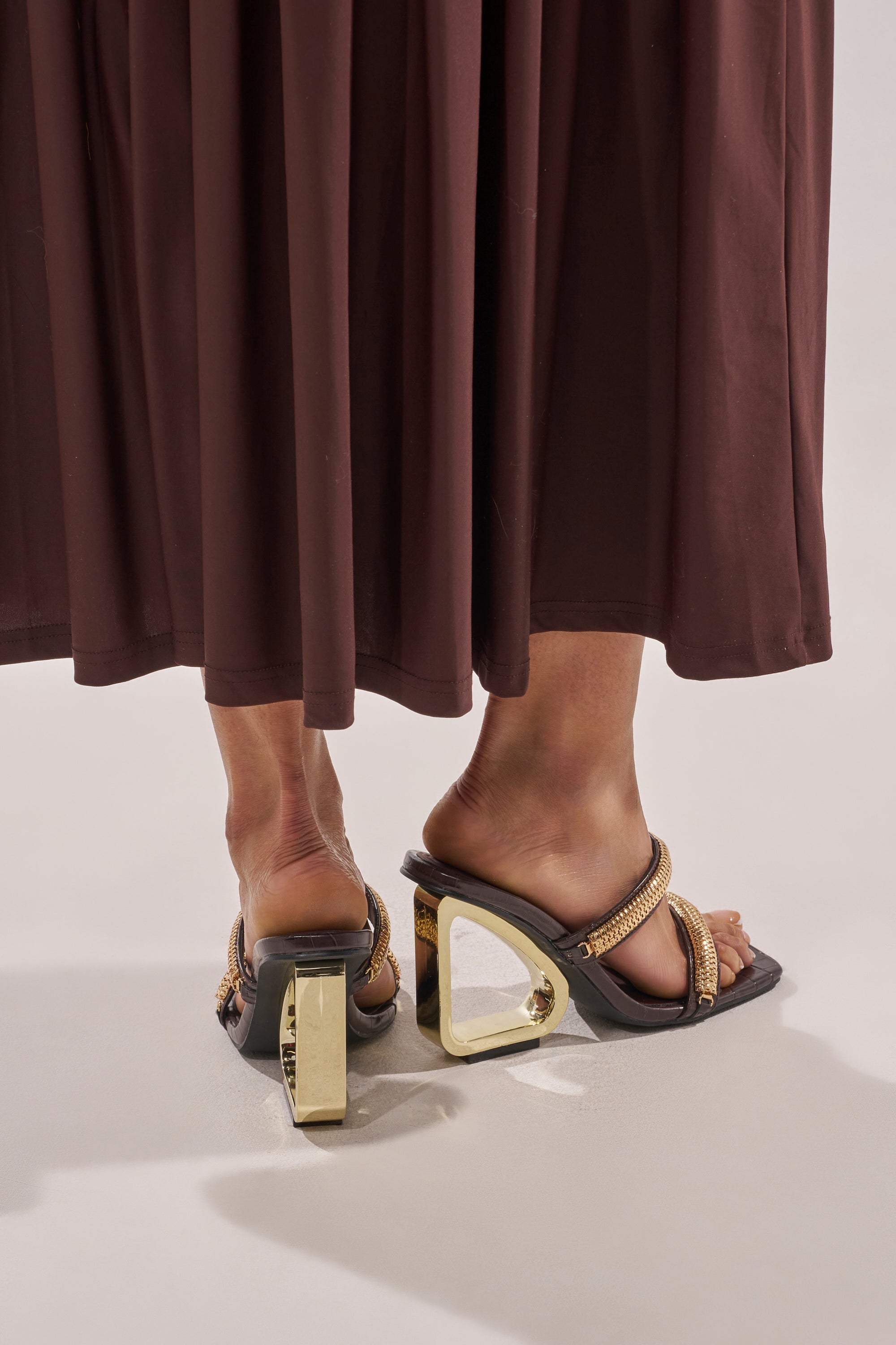 AZALEA WANG BESSIE CHOCOLATE CROC GOLD EMBELLISHED WEDGE SANDAL