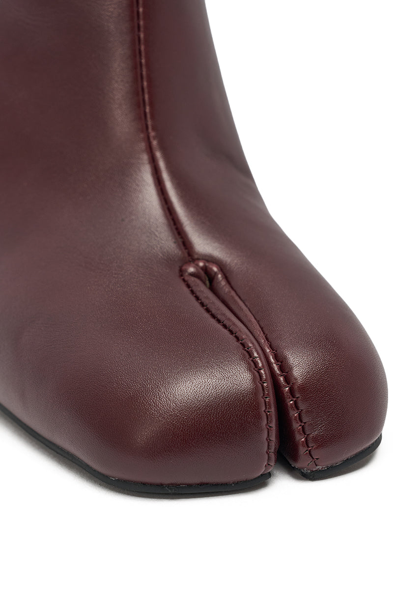 AZALEA WANG BILHA BURGUNDY SPLIT TOE BLOCK BOOTE