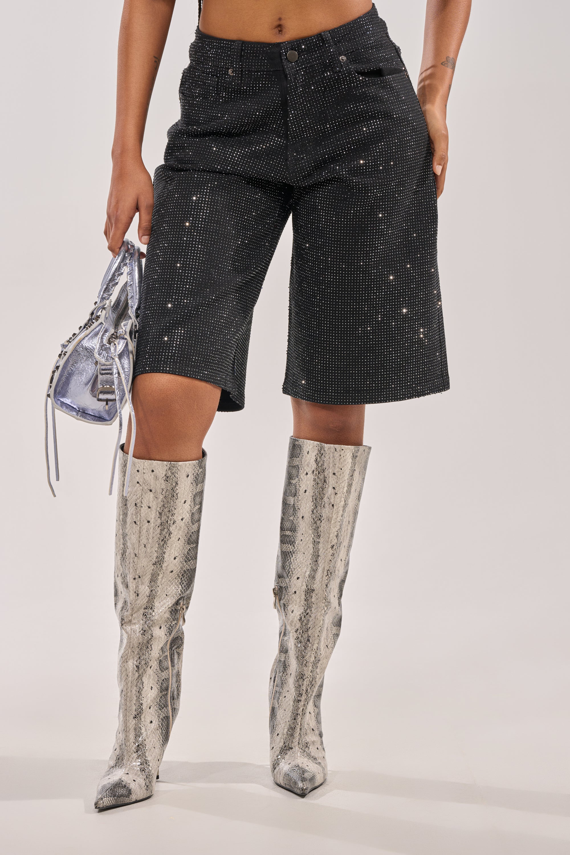 BLING BLING RHINESTONE BERMUDA DENIM SHORT IN BLACK