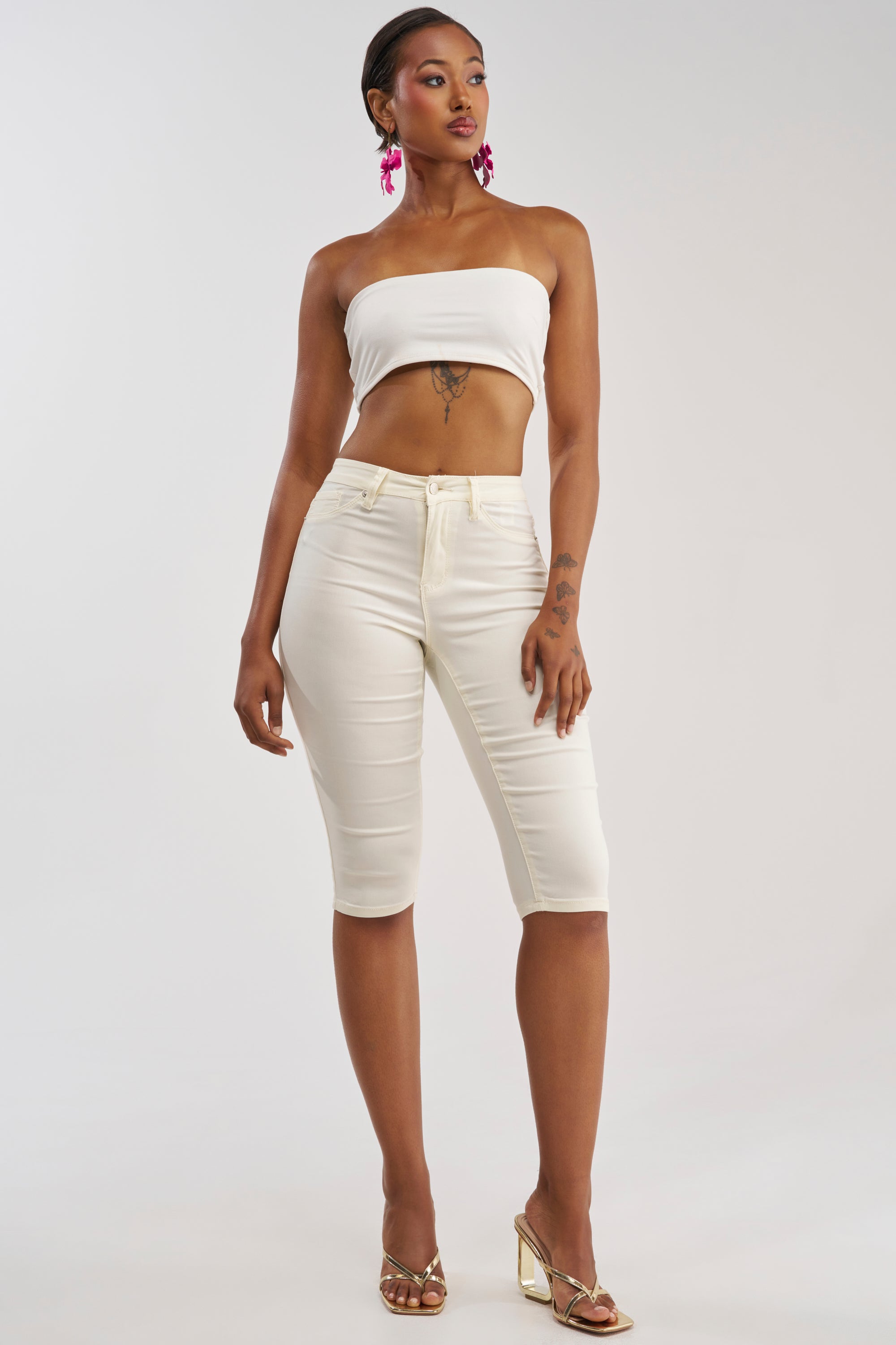 DENIM MUSE CAPRI IN WHITE