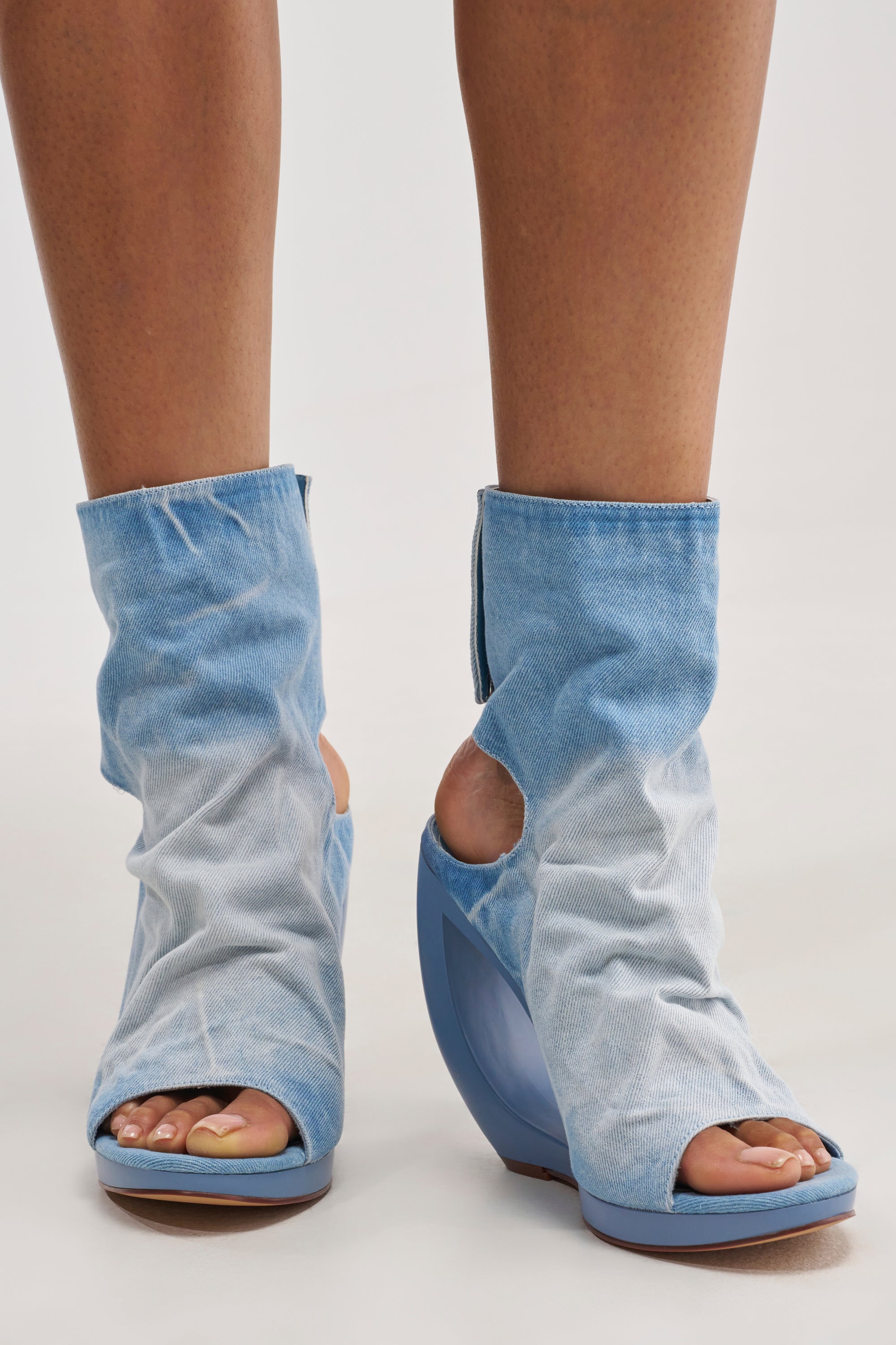 AZALEA WANG CIRCOS LIGHT DENIM WEDGE BOOTIE