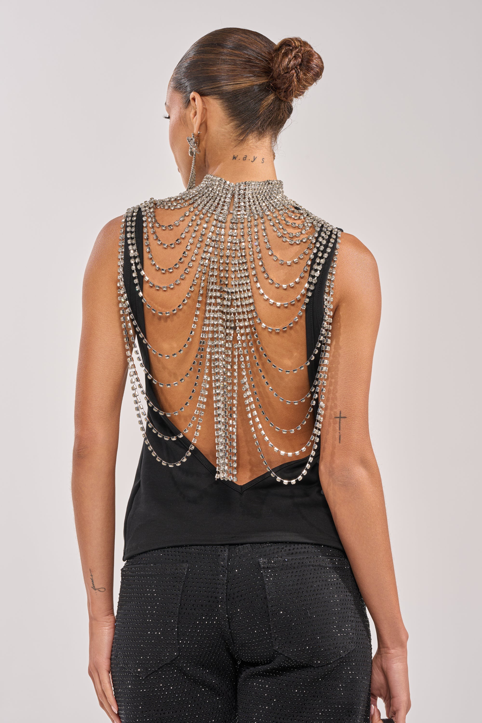 ONE OF ONE RHINESTONE SLEEVELESS TEE IN BLACK