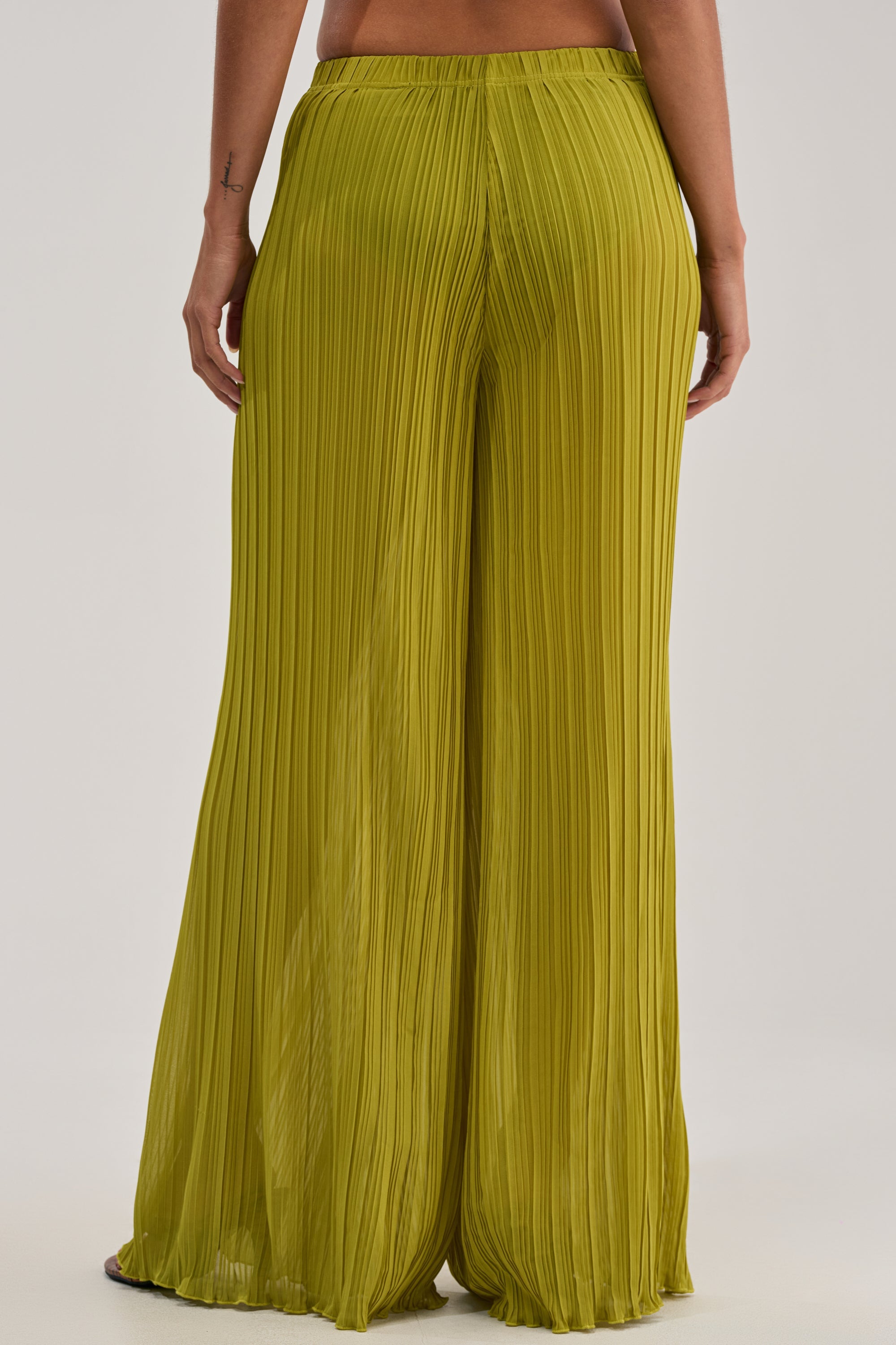 CRUSHIN ON YOU PALAZZO PANT IN CHARTREUSE