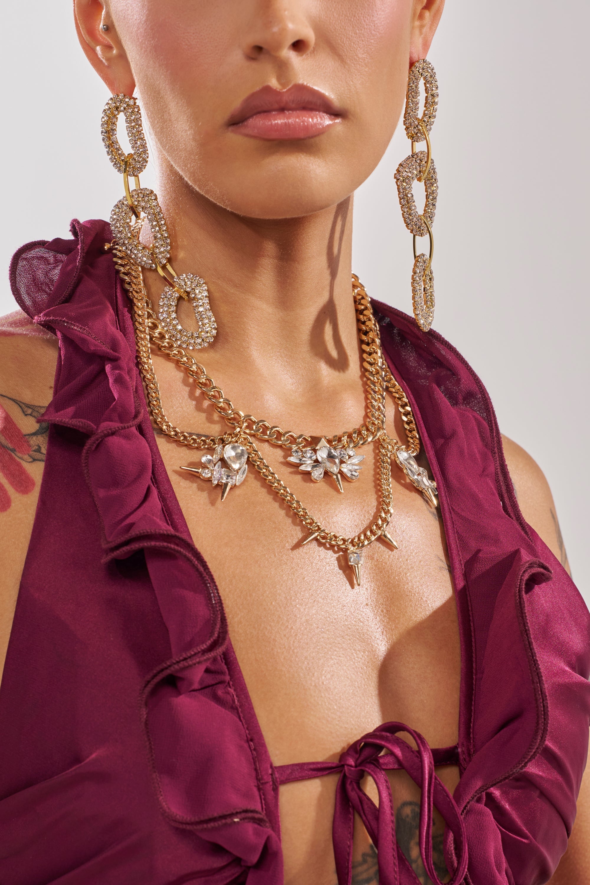 SPIKEY NECKLACE