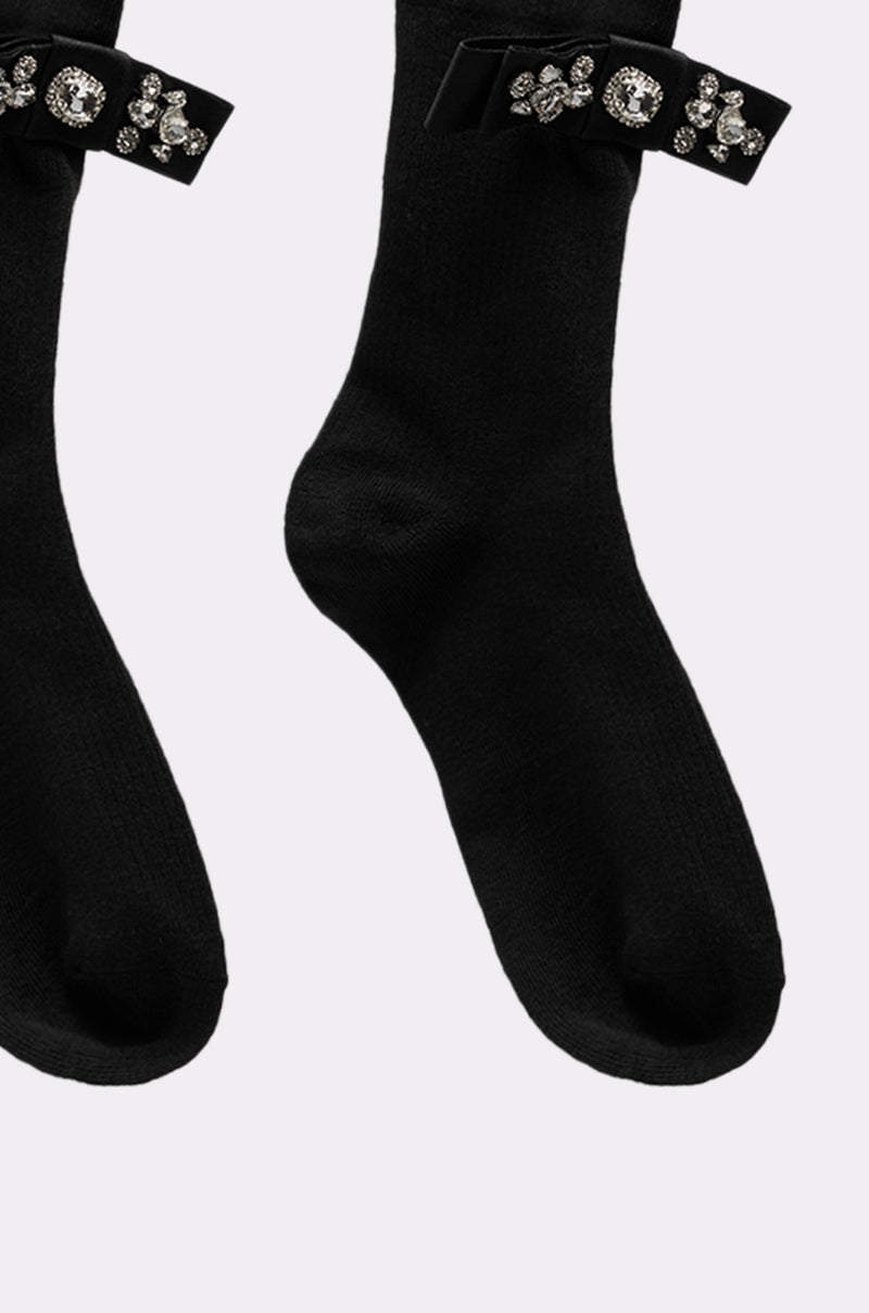 WITH A PUMP EMBELLISHED SOCKS