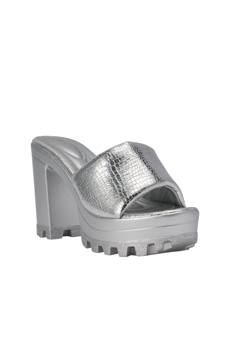 AKIRA COOLCAT SILVER CROC BLOCK HEEL MULE SANDAL
