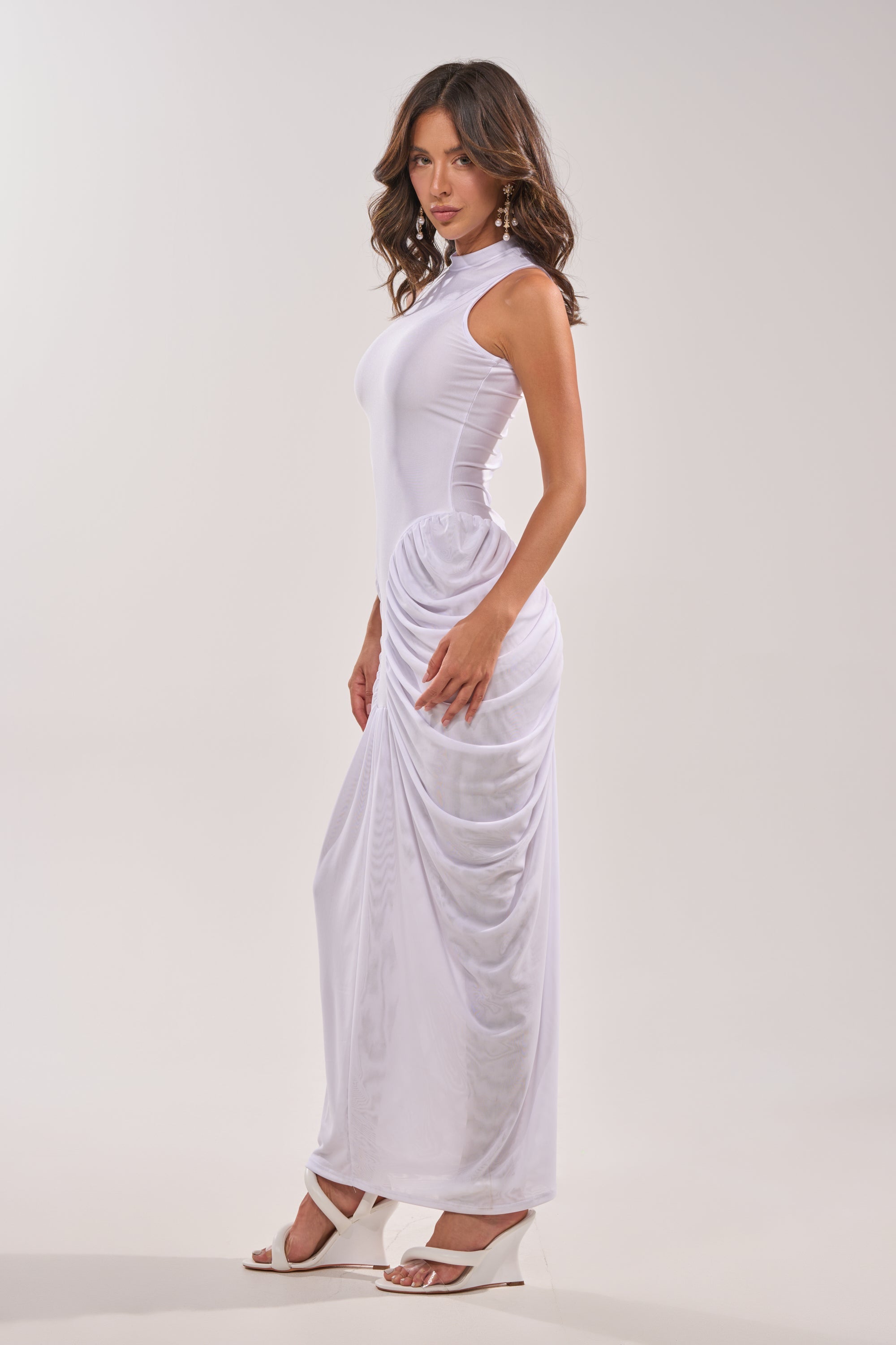 SECOND DATE BODYCON SHINE MAXI DRESS IN WHITE