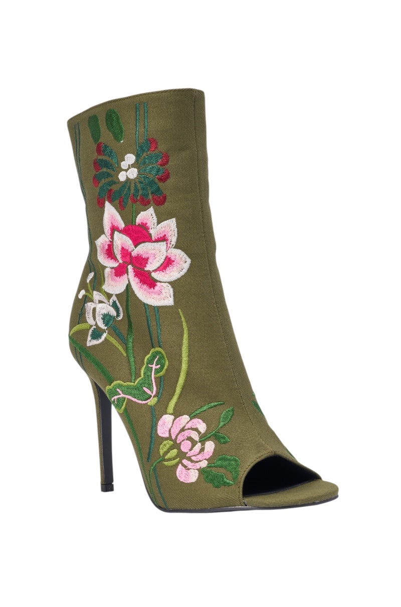 AZALEA WANG DENEVUE OLIVE OPEN TOE BOOTIE