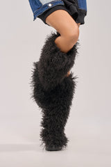 AZALEA WANG DENTON BLACK KNEE HIGH FLAT FUR BOOT