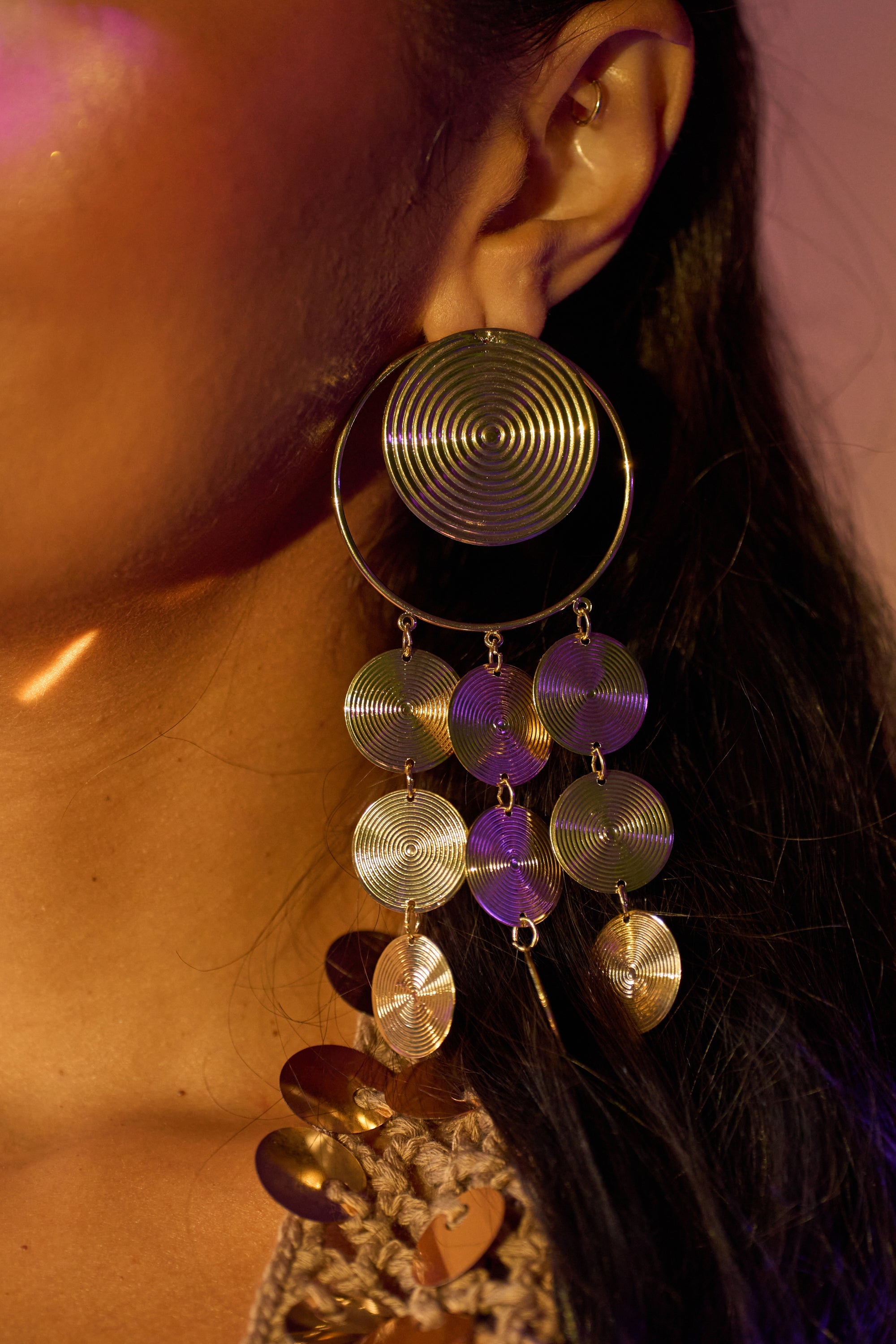 TAKE ME AWAY EARRING