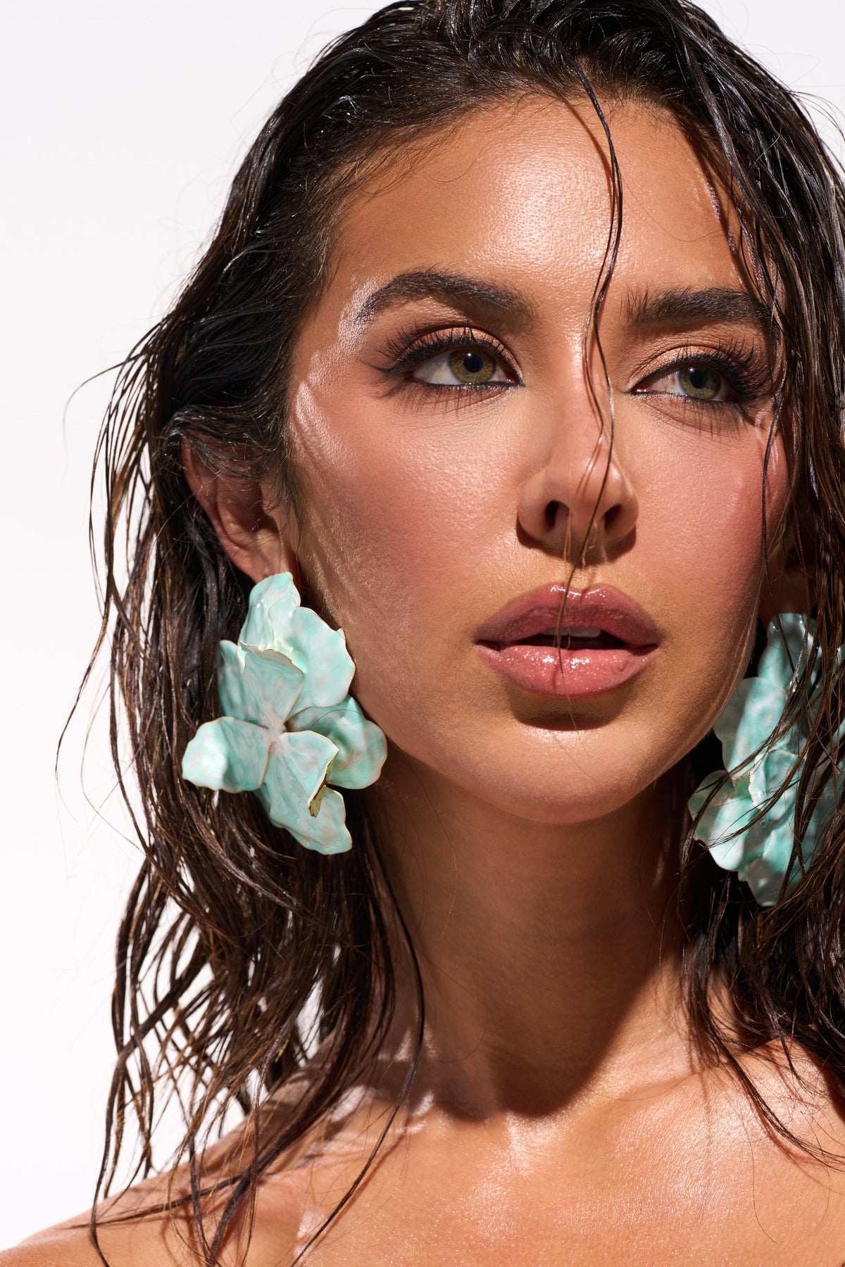 FLOWER POWER BLUE EARRING