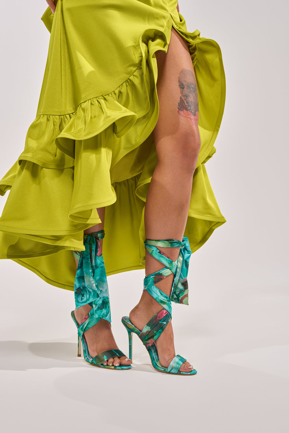 AZALEA WANG ELZON GREEN SATIN STRAPPY SANDAL