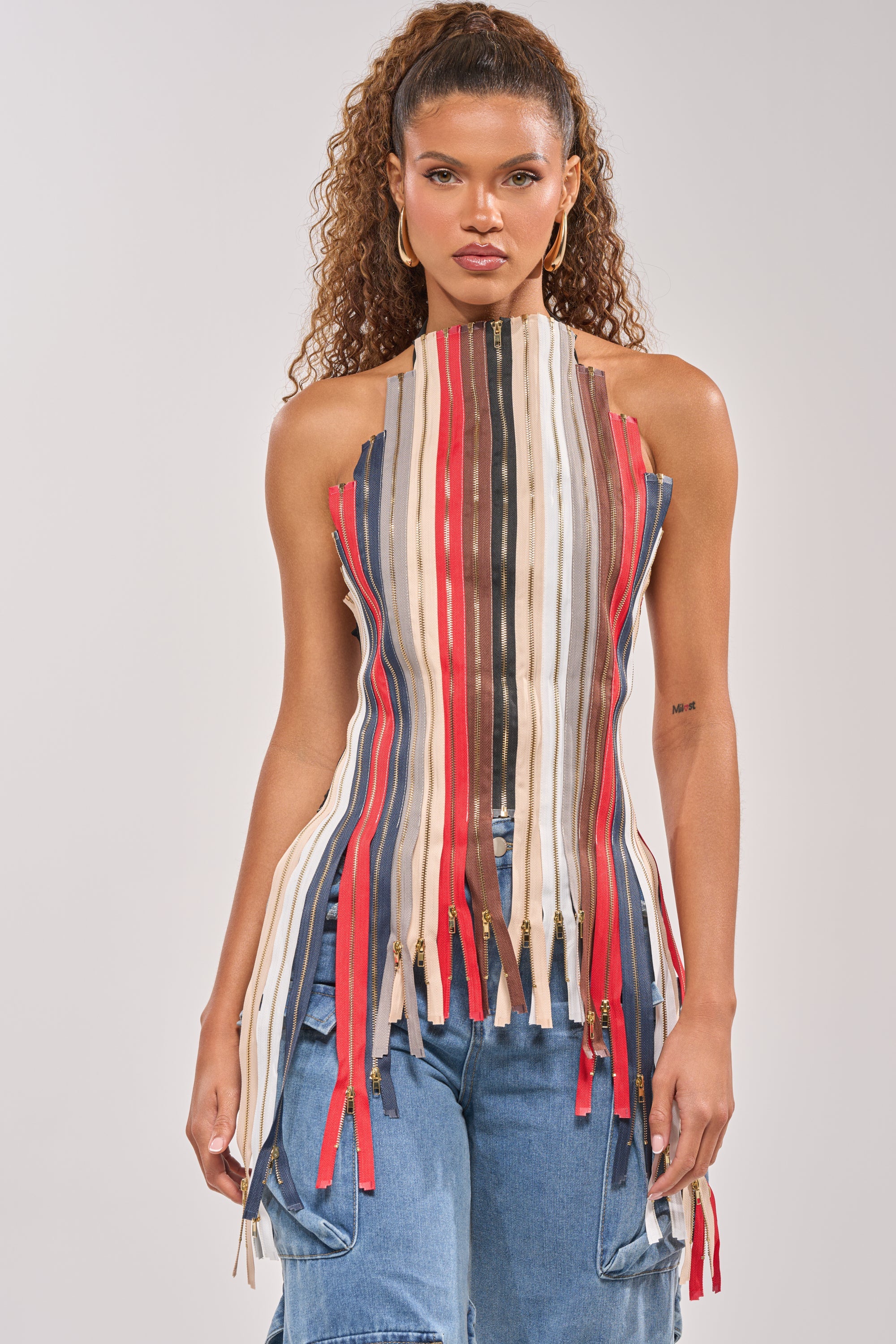ZIPPED UP HALTER TOP