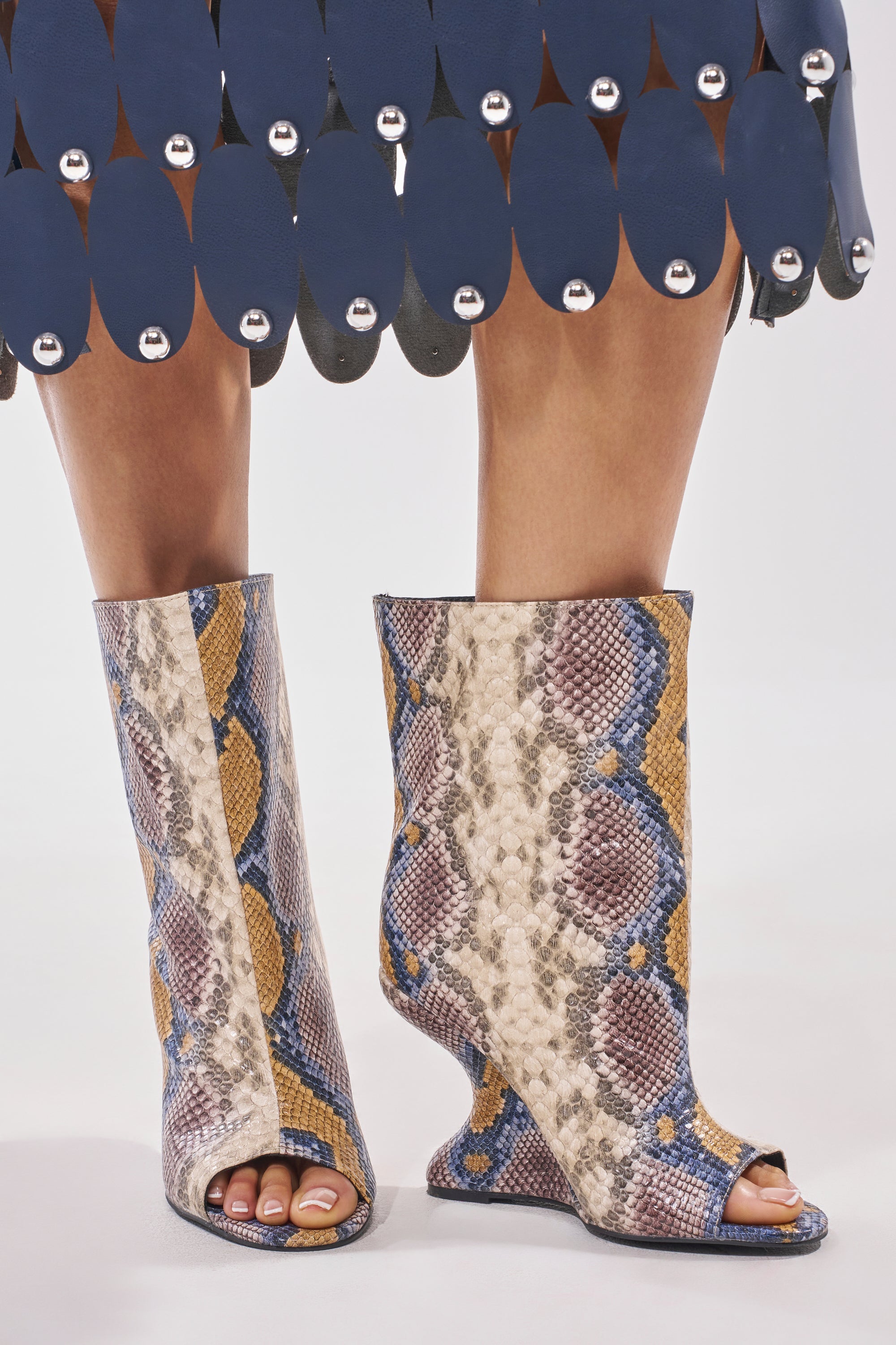 AZALEA WANG FAOI SNAKE MULTI OPEN TOE WEDGE BOOTIE
