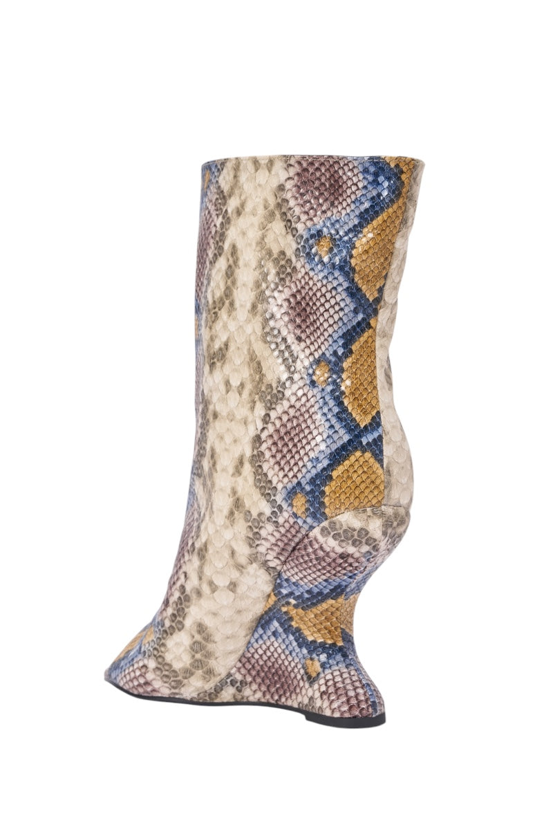 AZALEA WANG FAOI SNAKE MULTI OPEN TOE WEDGE BOOTIE