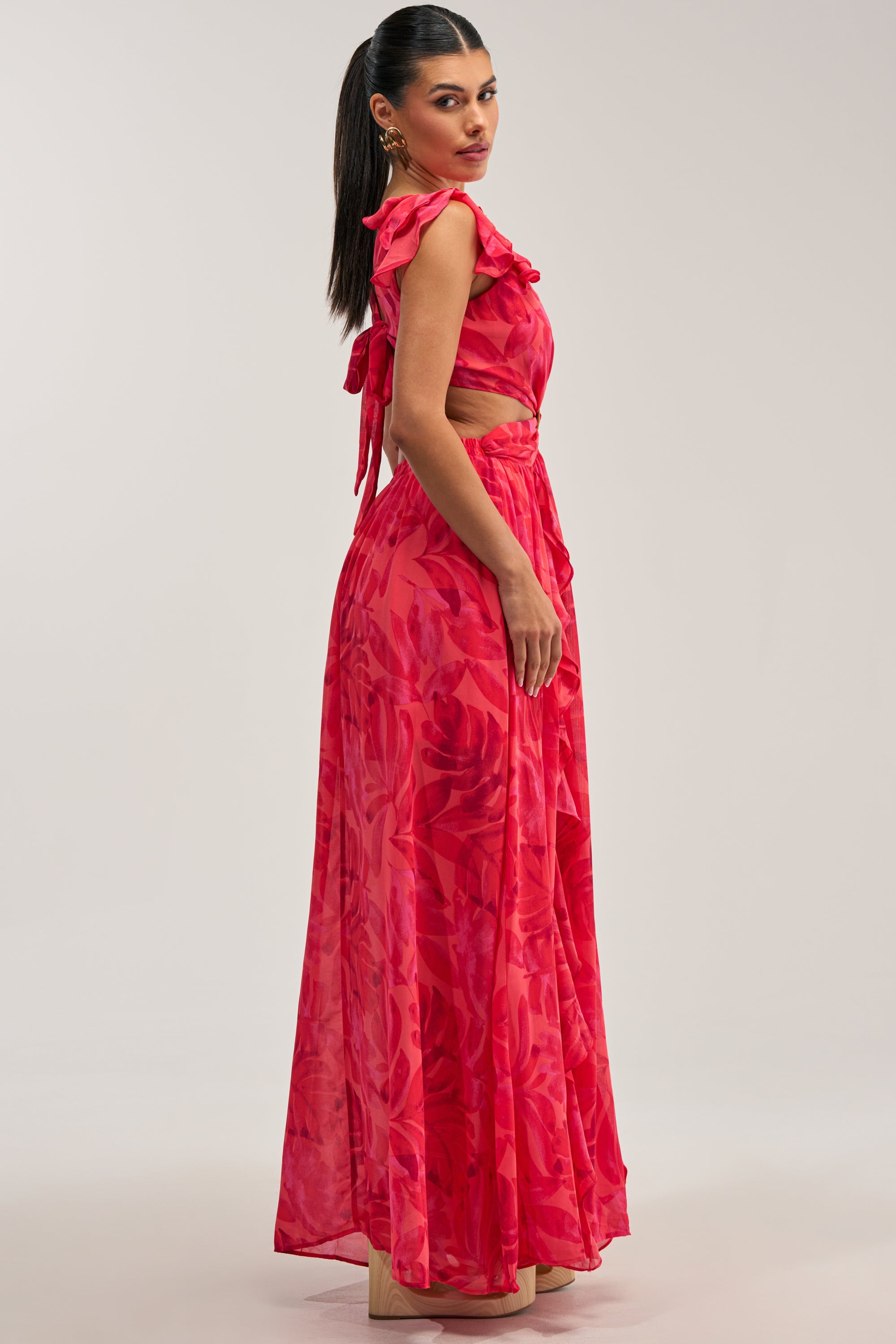 FIRST CLASS FLORAL RUFFLE MAXI DRESS