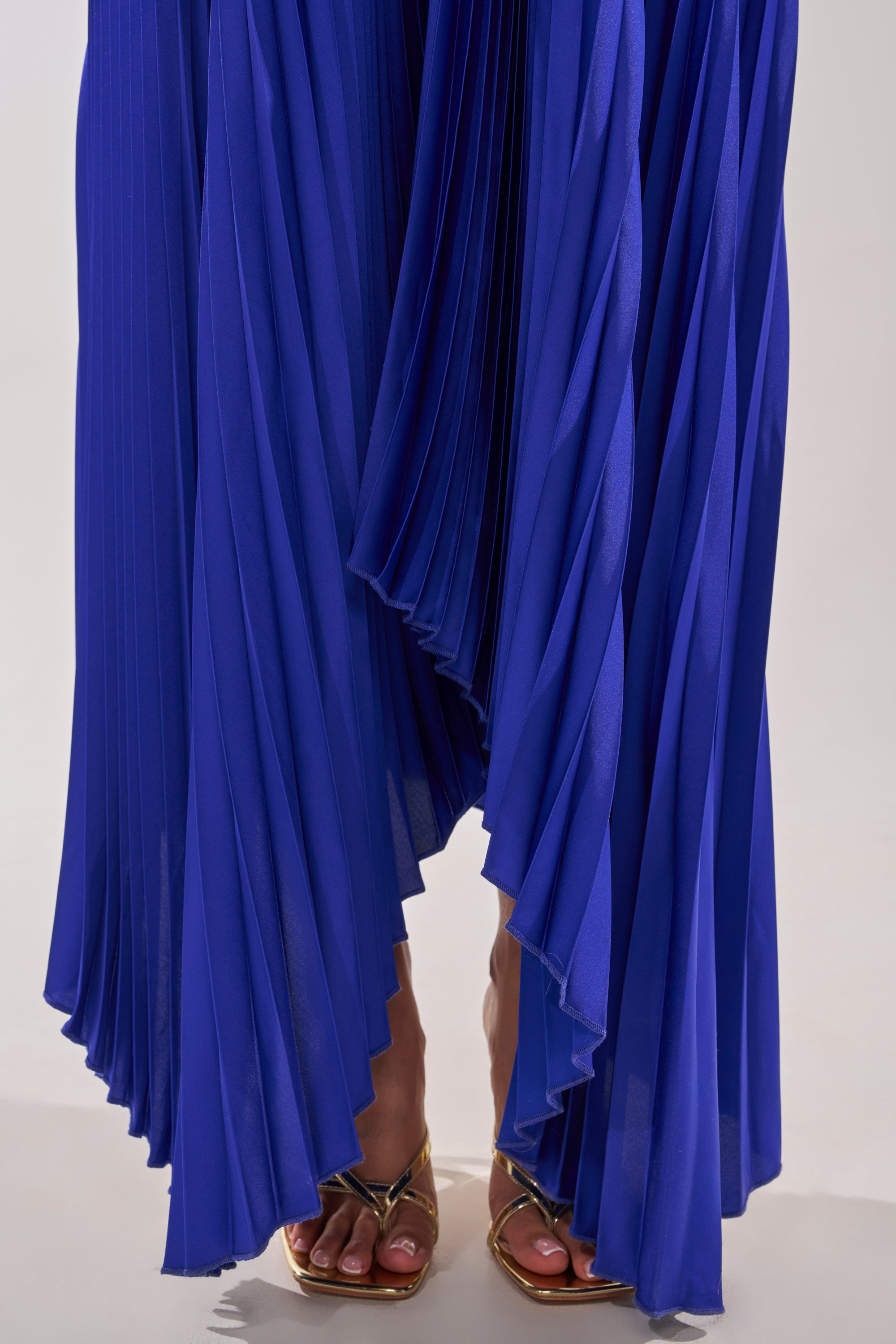 EMERALD DREAM SLEEVELESS MAXI DRESS IN BLUE