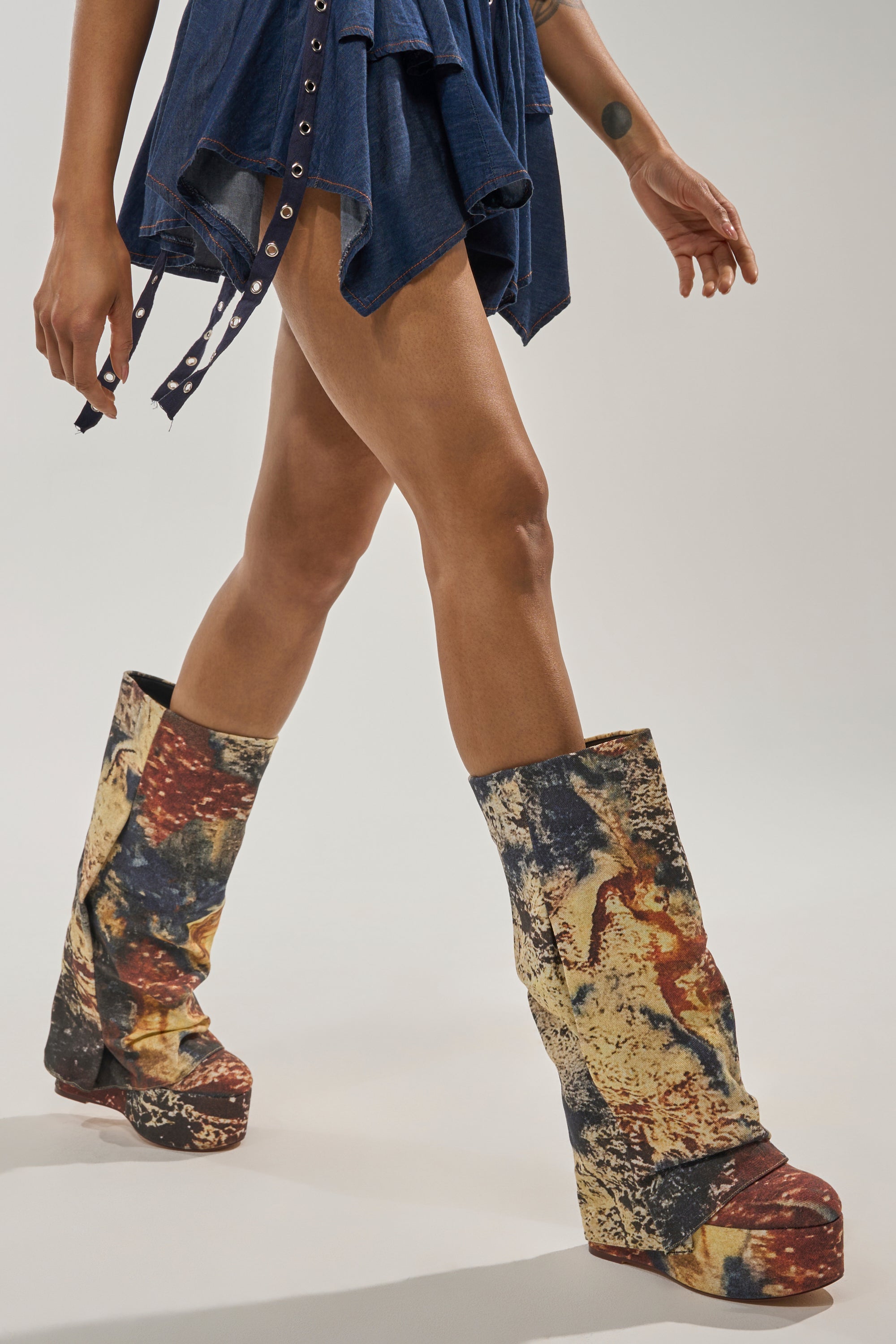 AZALEA WANG FRANKEYE MULTI MATERIAL FLATFORM BOOT