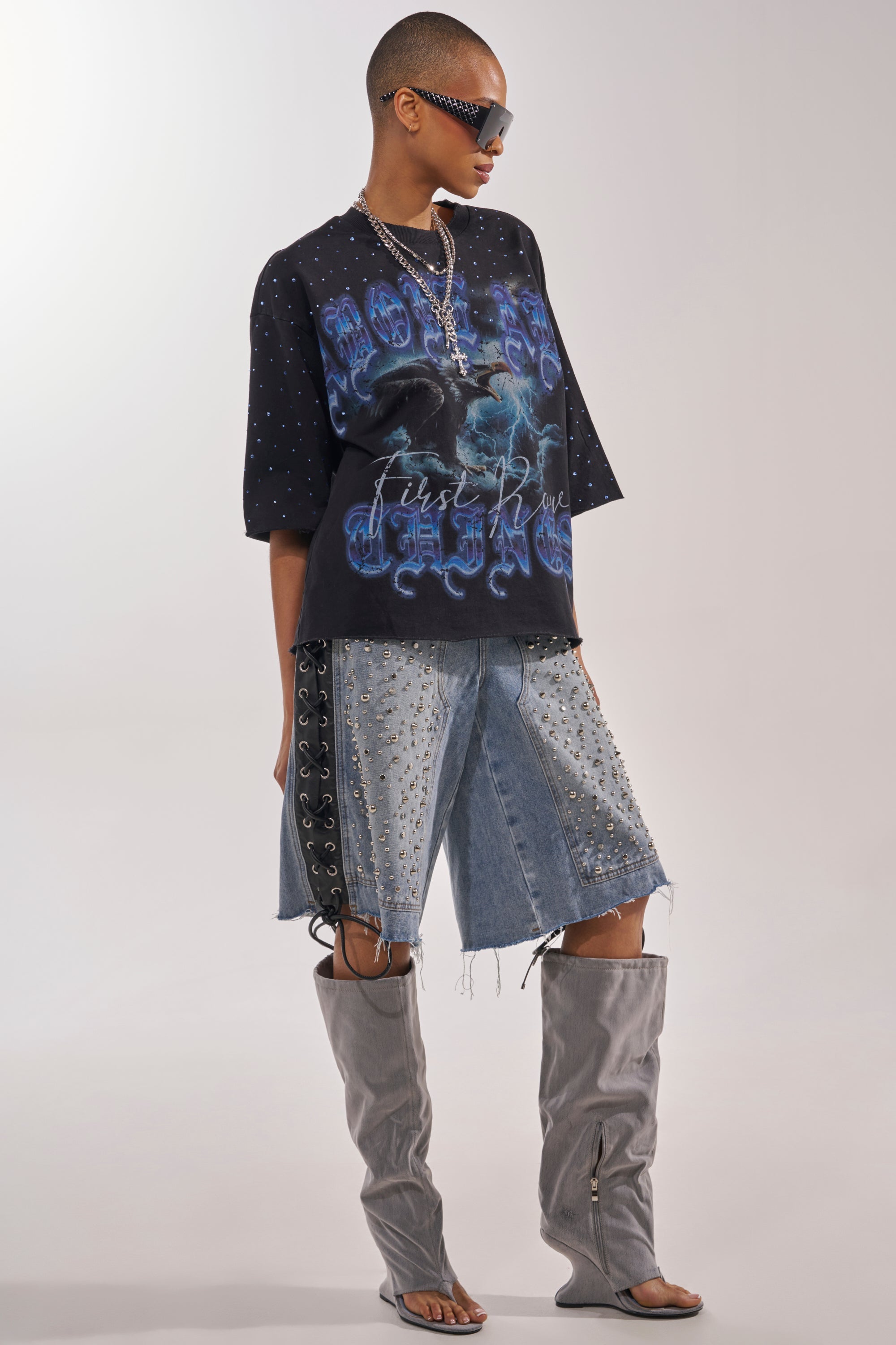 FIRST ROW TAKING FLIGHT FRENCH TERRY TEE