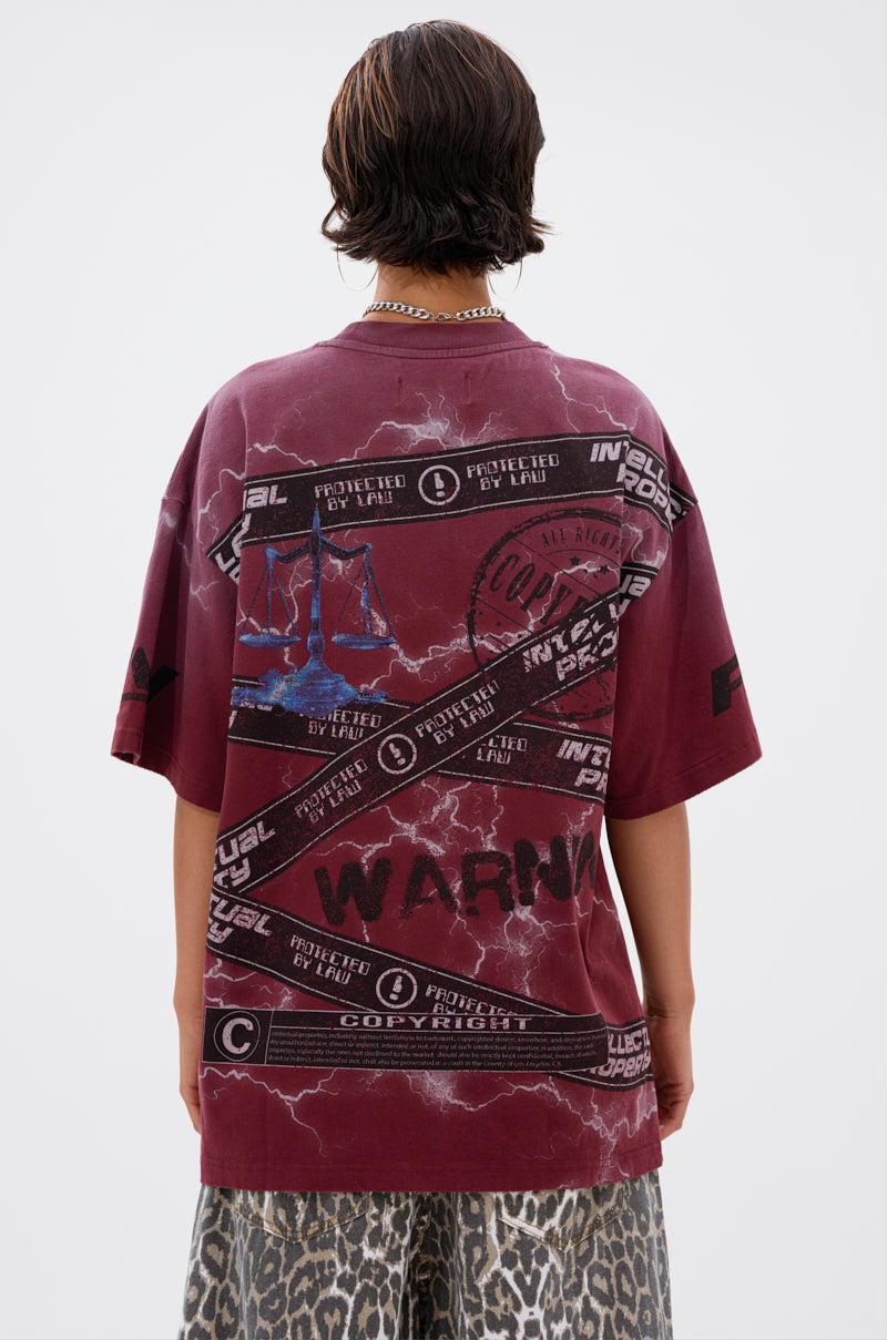 FIRST ROW INTELLECTUAL PROPERTY GRAPHIC TEE IN BURGUNDY