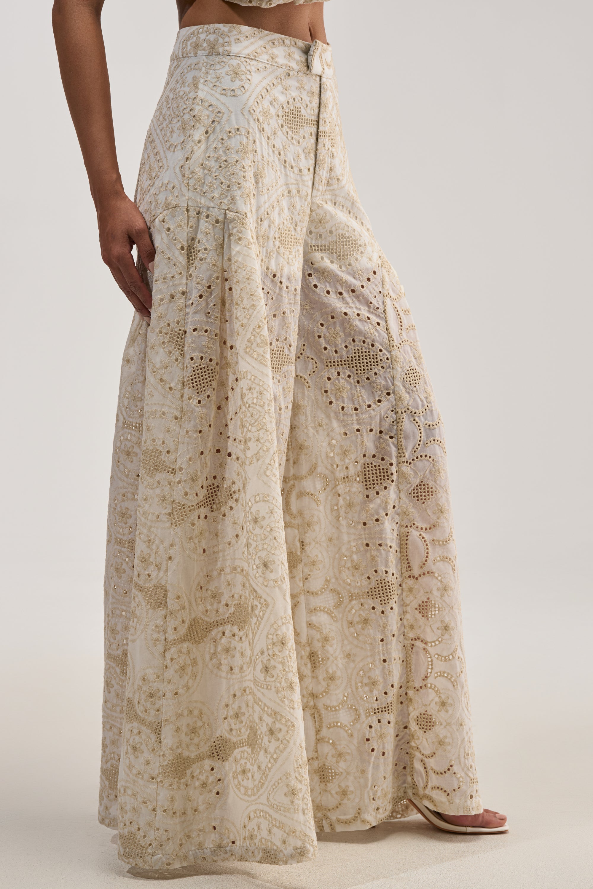 SUMMER TIME BLISS EYELET TROUSER