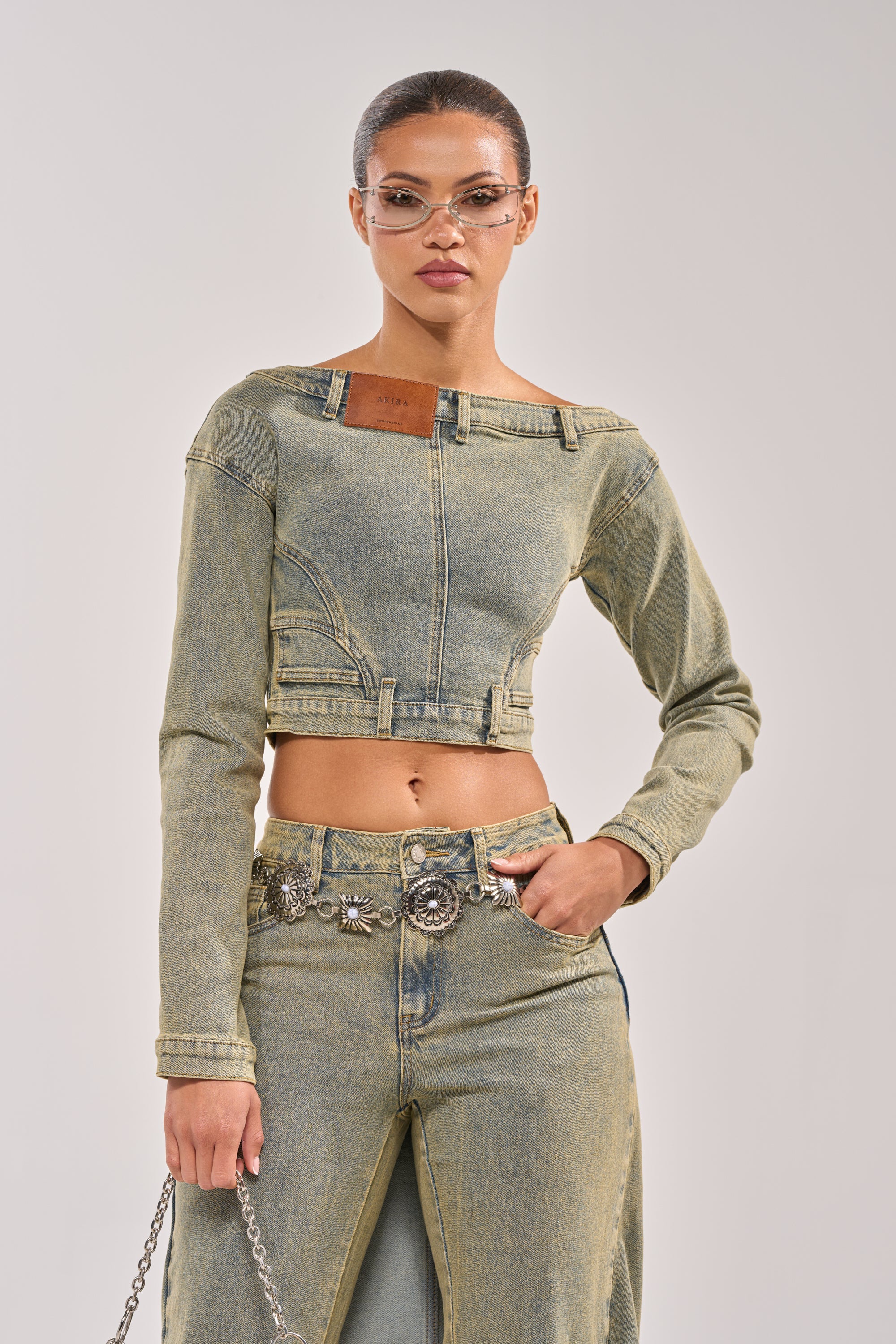BIG STEPPER DENIM BLOUSE